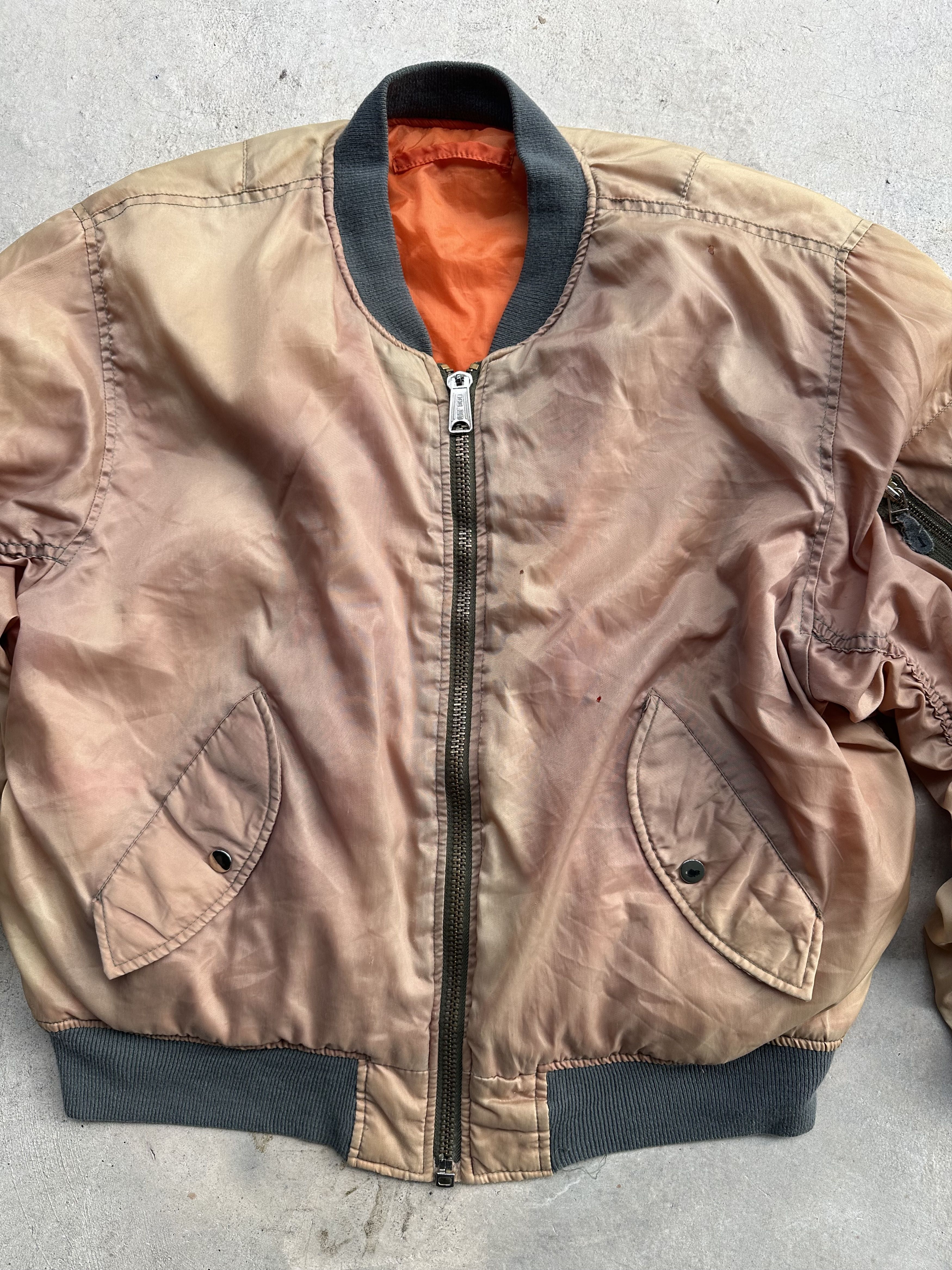 Vintage Vintage 90s MA-1 Reversible Distressed Bomber Flyer’s Jacket Size US M / EU 48-50 / 2 - 4 Thumbnail