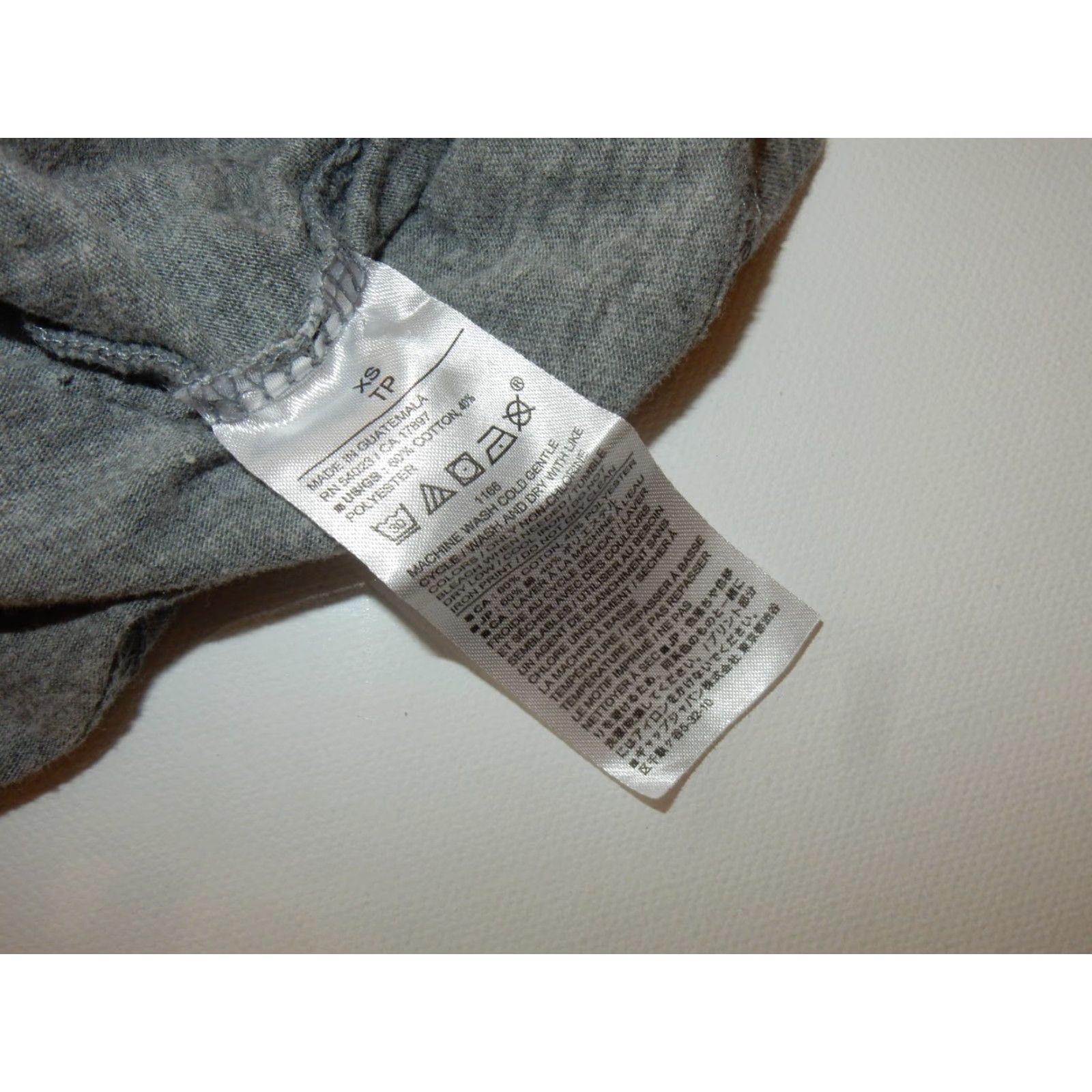Banana Republic Banana Republic T Shirt XS Men Gray Graphic Print Cotton Short Sleeve Elephants Size US XS / EU 42 / 0 - 3 Thumbnail