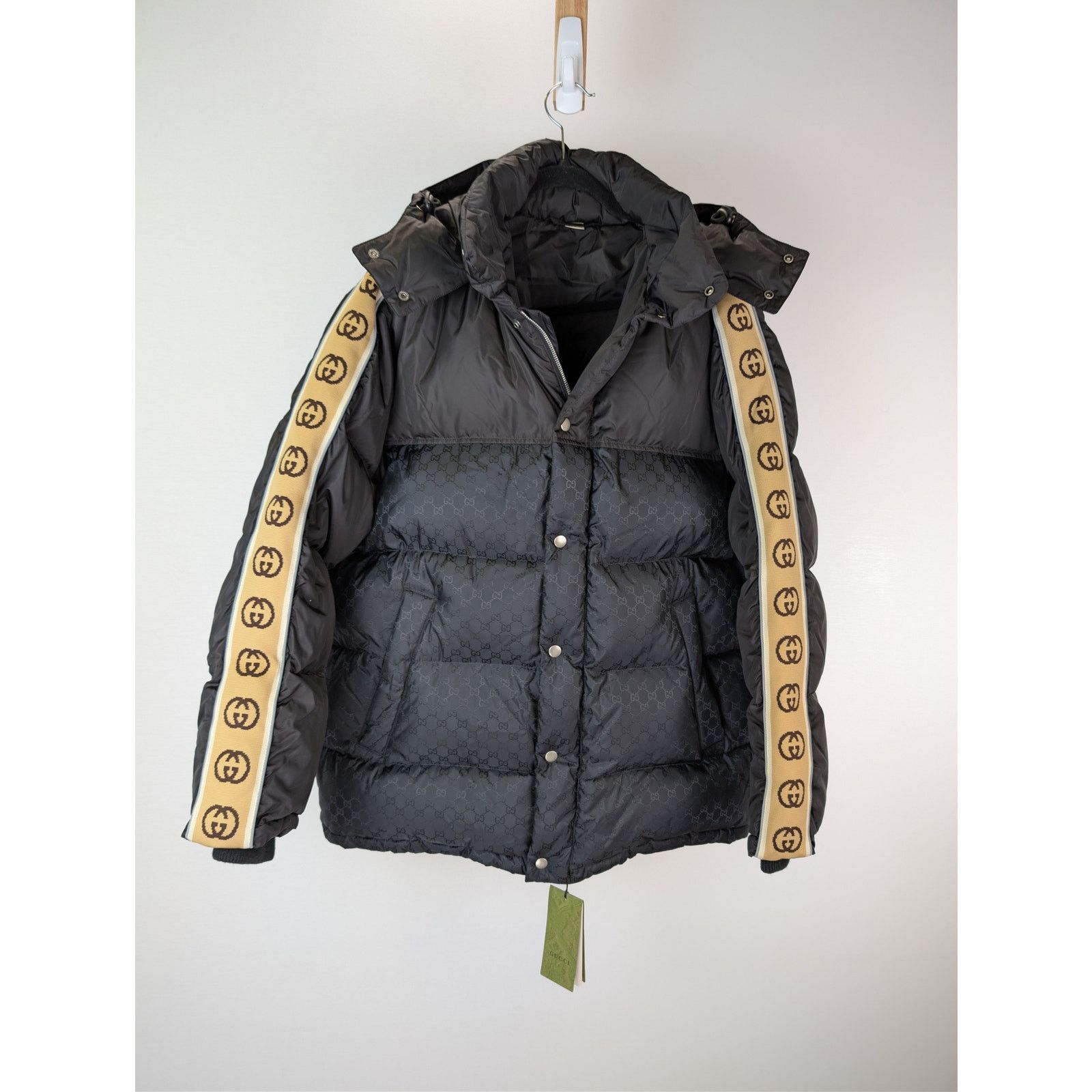 Gucci o1rshd1 Light Parachute GG Jacquard Nylon Padded Coat Jacket Size US M / EU 48-50 / 2 - 1 Thumbnail