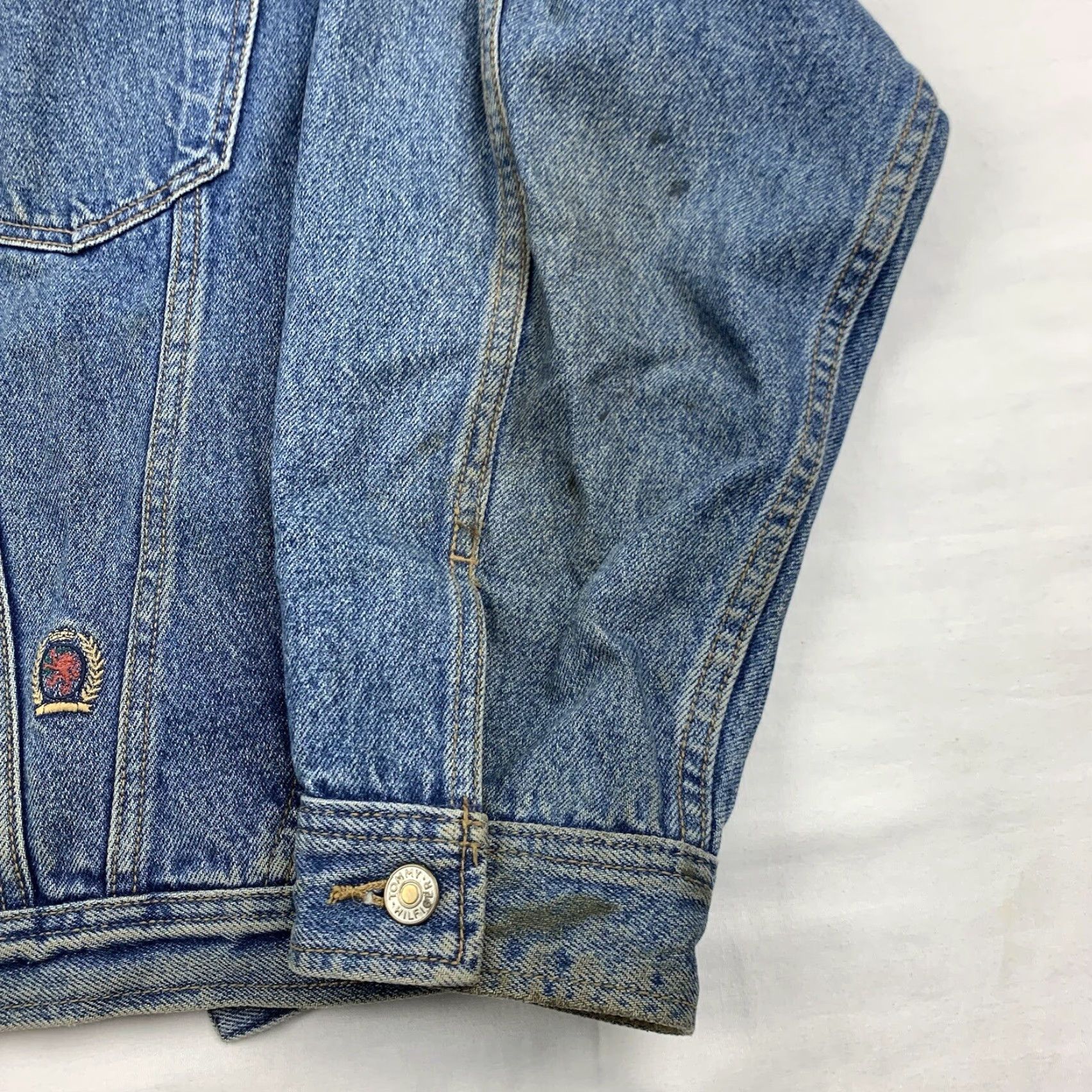 Tommy Hilfiger VINTAGE Tommy Hilfiger Denim Jacket Men XL Blue 90s Grunge Casual Jeans Outerwear Size US XL / EU 56 / 4 - 2 Thumbnail