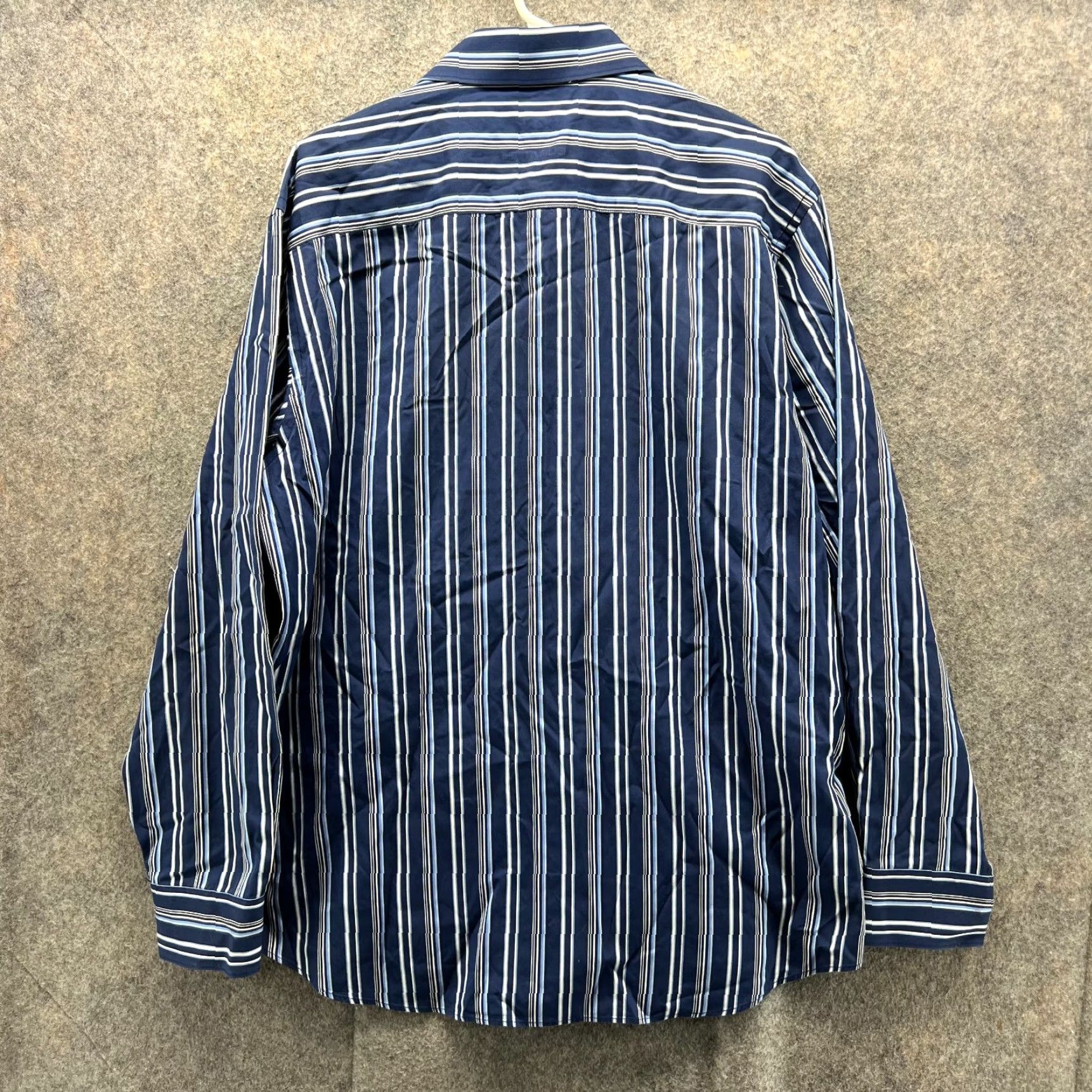 BUGATCHI VINTAGE Bugatchi Uomo Shirt Men XXL Adult Blue Navy Striped Button-Down Classic Fit Long Sleeve Collared Button-Up All Seasons Size US XXL / EU 58 / 5 - 2 Thumbnail