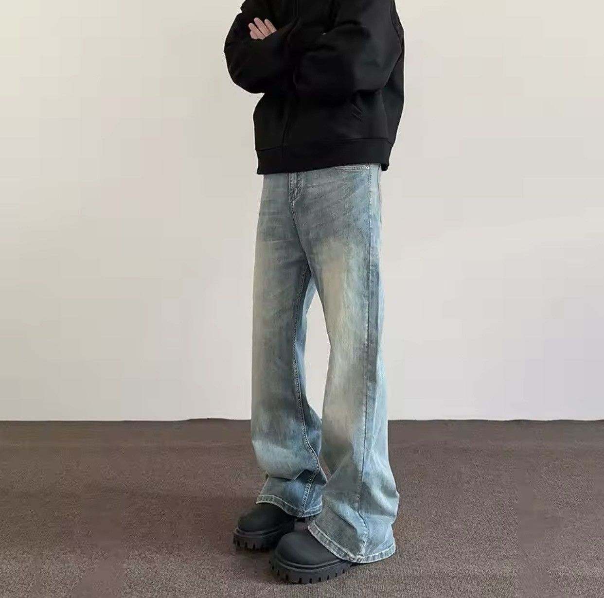 Japanese Brand × Vintage Loose Flared Streetwear Casual Distressed Denim Jeans Size US 31 - 6 Thumbnail