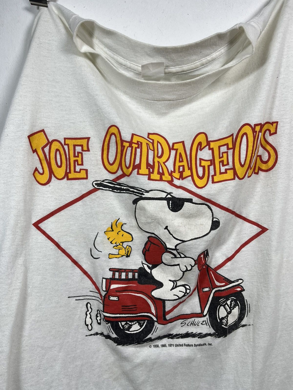 Vintage Vintage 80’s JOE OUTGRAGES SNOOPY TEE Size US M / EU 48-50 / 2 - 3 Thumbnail