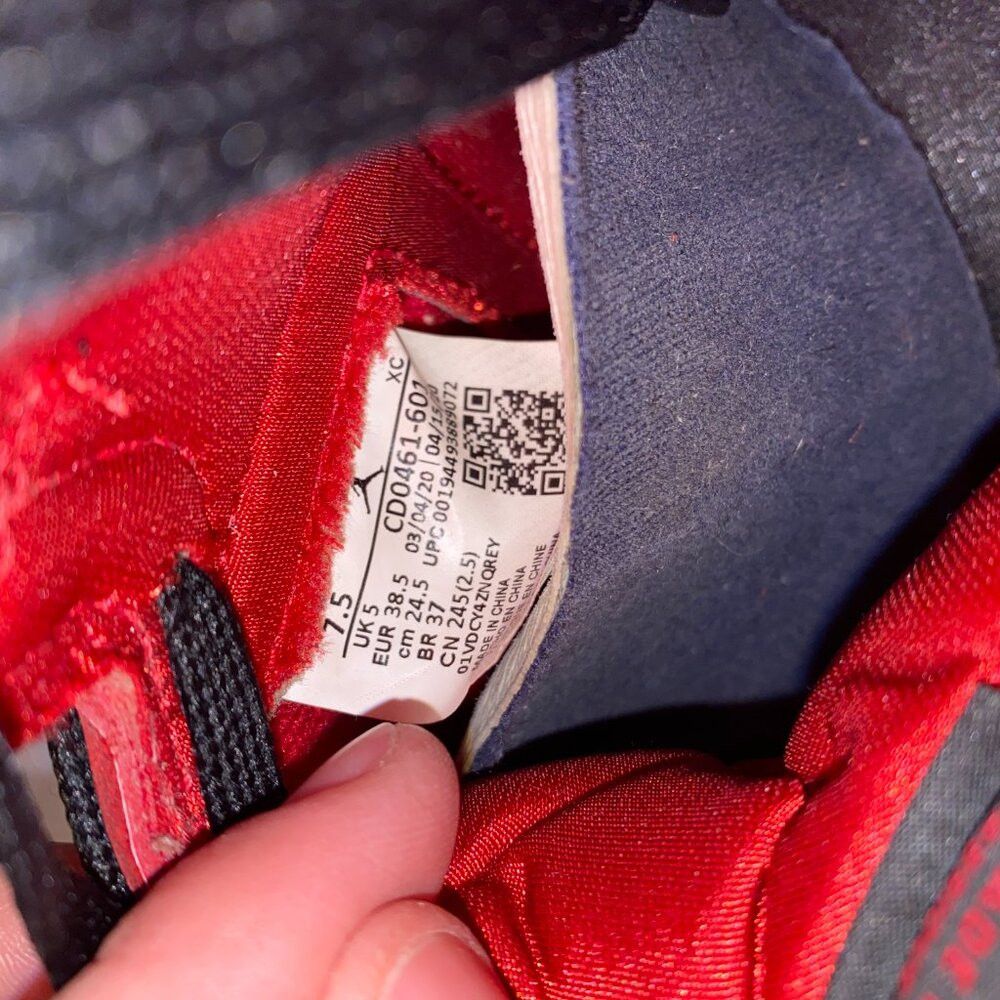 Nike Nike Air Jordan 1 Retro High Satin Snake Chicago (W) – Size Size US 7.5 / IT 37.5 - 4 Thumbnail