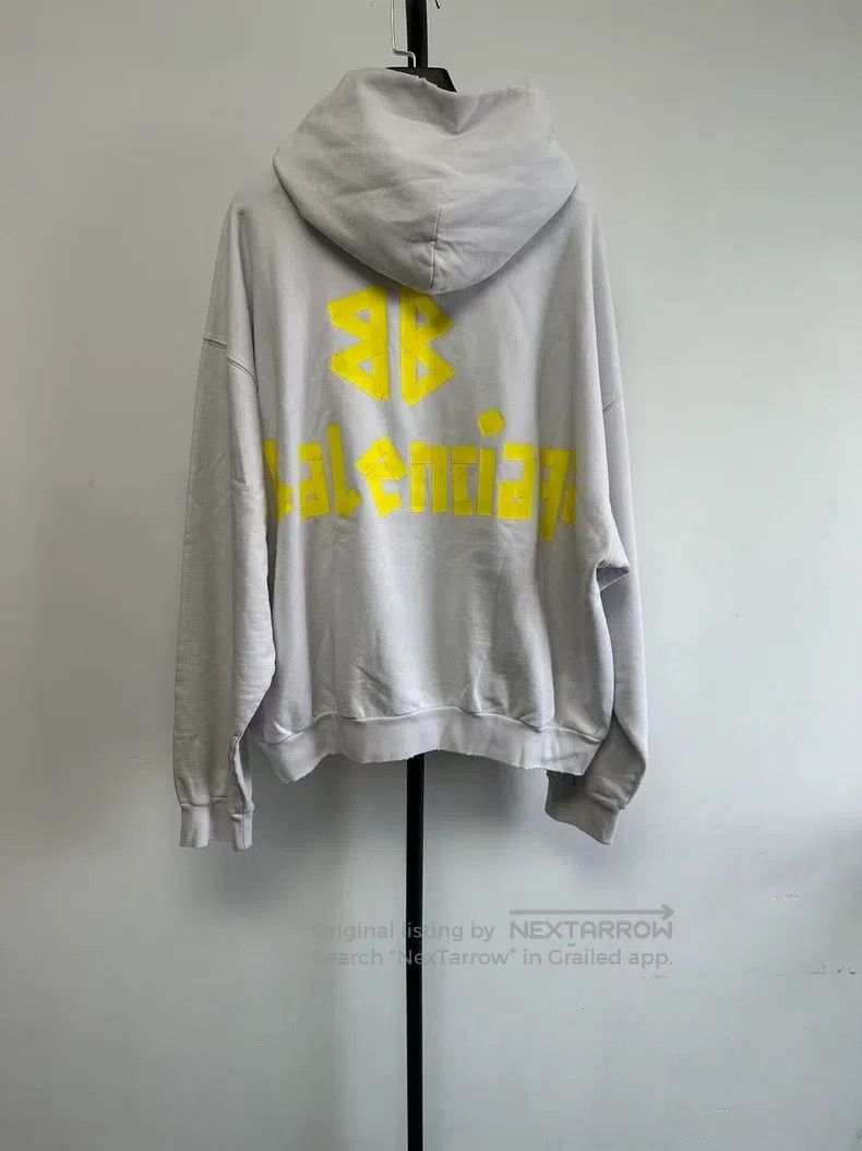 Balenciaga Balenciaga Ripped Letter Printed Hooded Sweatshirt Size US S / EU 44-46 / 1 - 2 Thumbnail