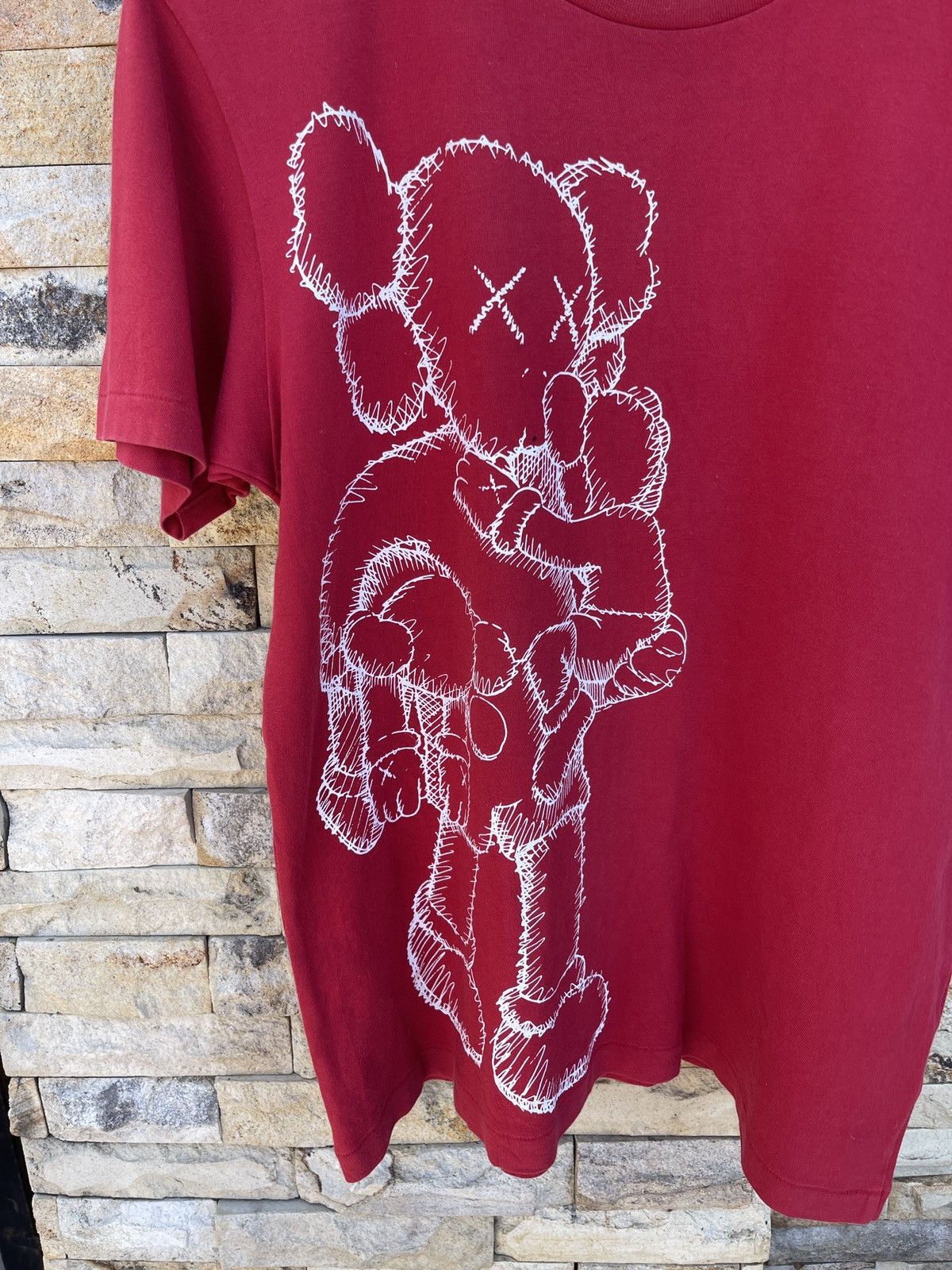 Kaws Last Drop🔥Rare🔥Kaws X Uniqlo T-Shirt Size US L / EU 52-54 / 3 - 3 Thumbnail