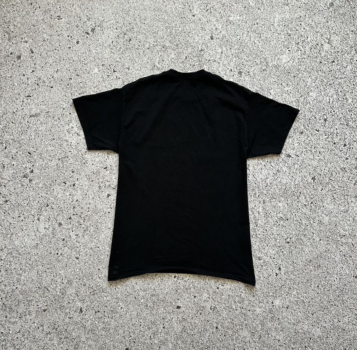 Band Tees × Vintage Vintage Disturbed Evolution Promo Album Rock T-Shirt 2018 Size US L / EU 52-54 / 3 - 5 Thumbnail