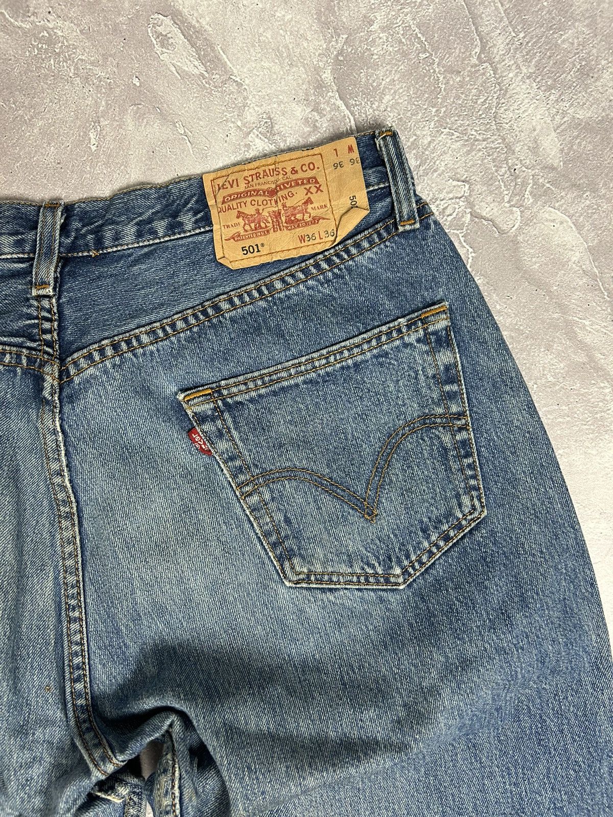Levi's × Levi's Vintage Clothing × Vintage y2k Levis 501 Red Tab Jeans Vintage sz 32x30 90s RARE Size US 32 / EU 48 - 12 Thumbnail