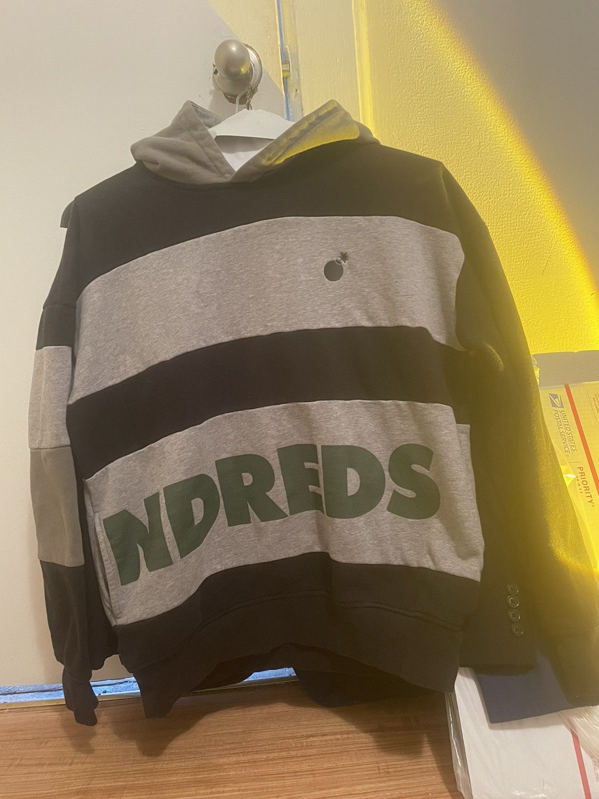 The Hundreds The Hundreds Bomb 💣 Hoodie Size US M / EU 48-50 / 2 - 1 Thumbnail