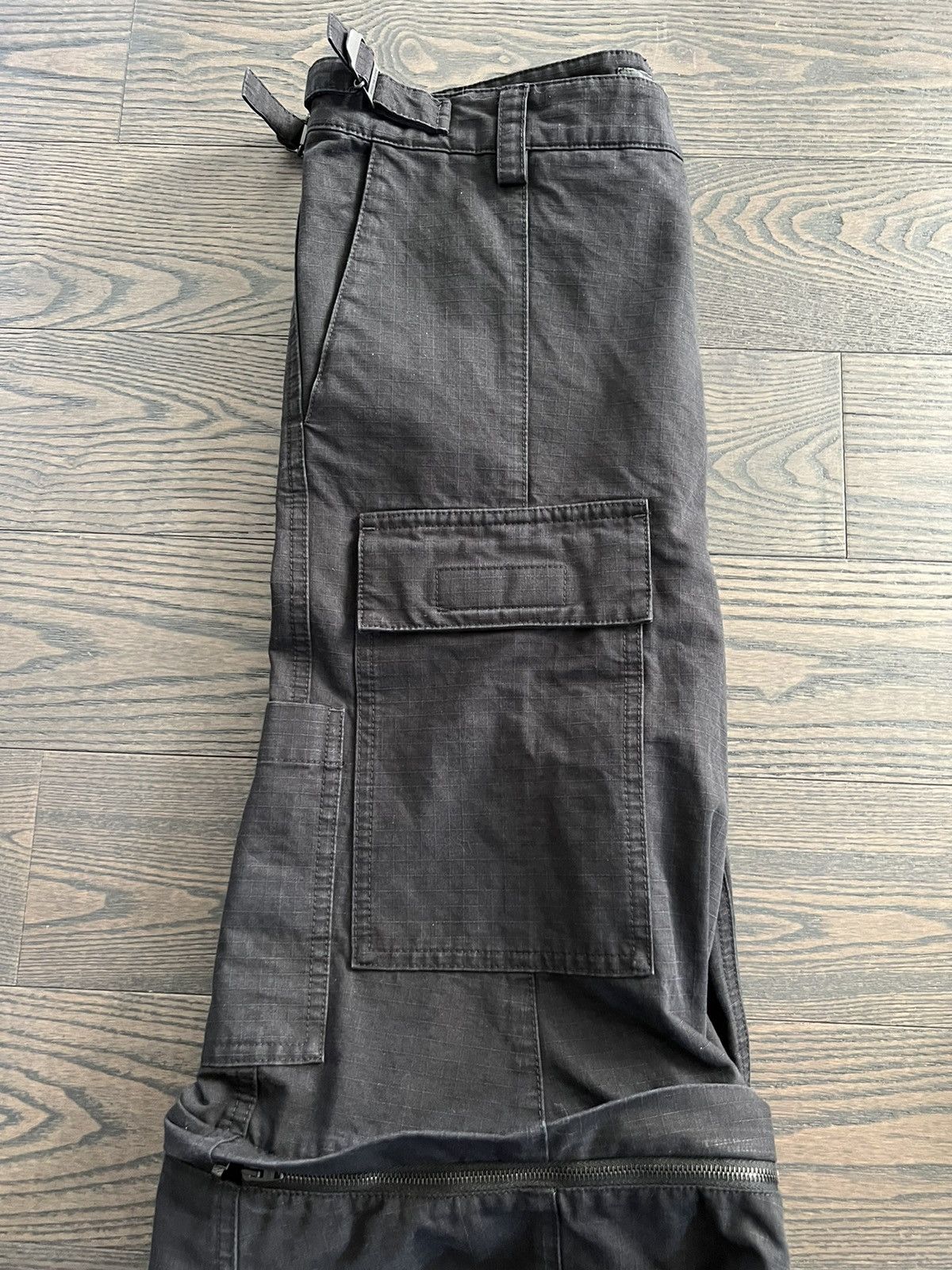 Balenciaga BALENCIAGA FLARED CARGO PANTS IN BLACK Size US 30 / EU 46 - 4 Thumbnail