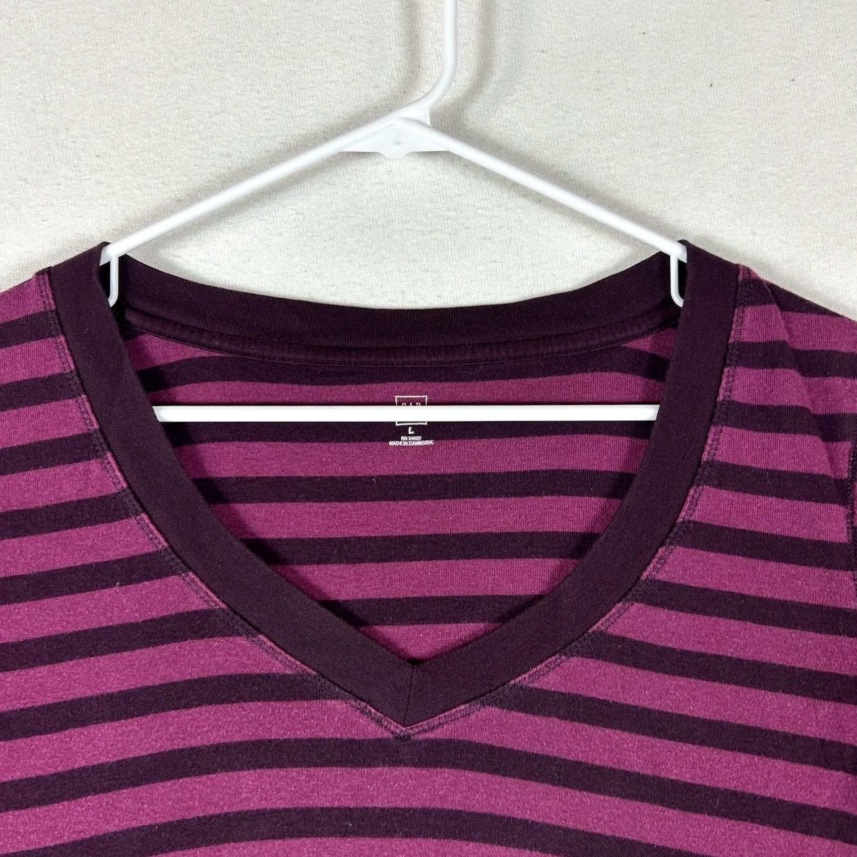 Gap Gap Shirt Womens Large Pink Striped V-Neck 3/4 Sleeve Cotton Tee Size L / US 10 / IT 46 - 2 Thumbnail