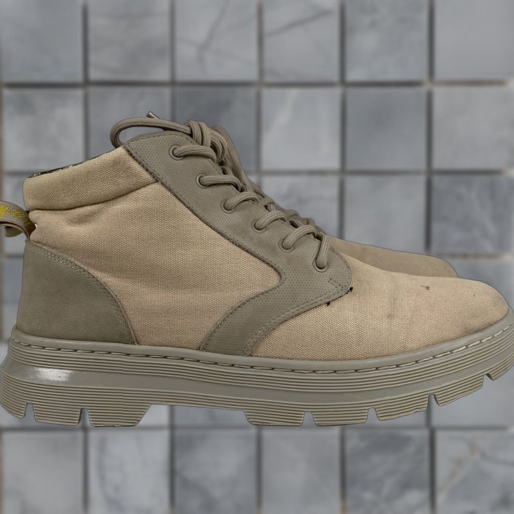 Doc Martens Bonny II 2 Lace Up Ankle Boots Men’s Size 11 Beige Canvas & Leather Chukka Casual Boots