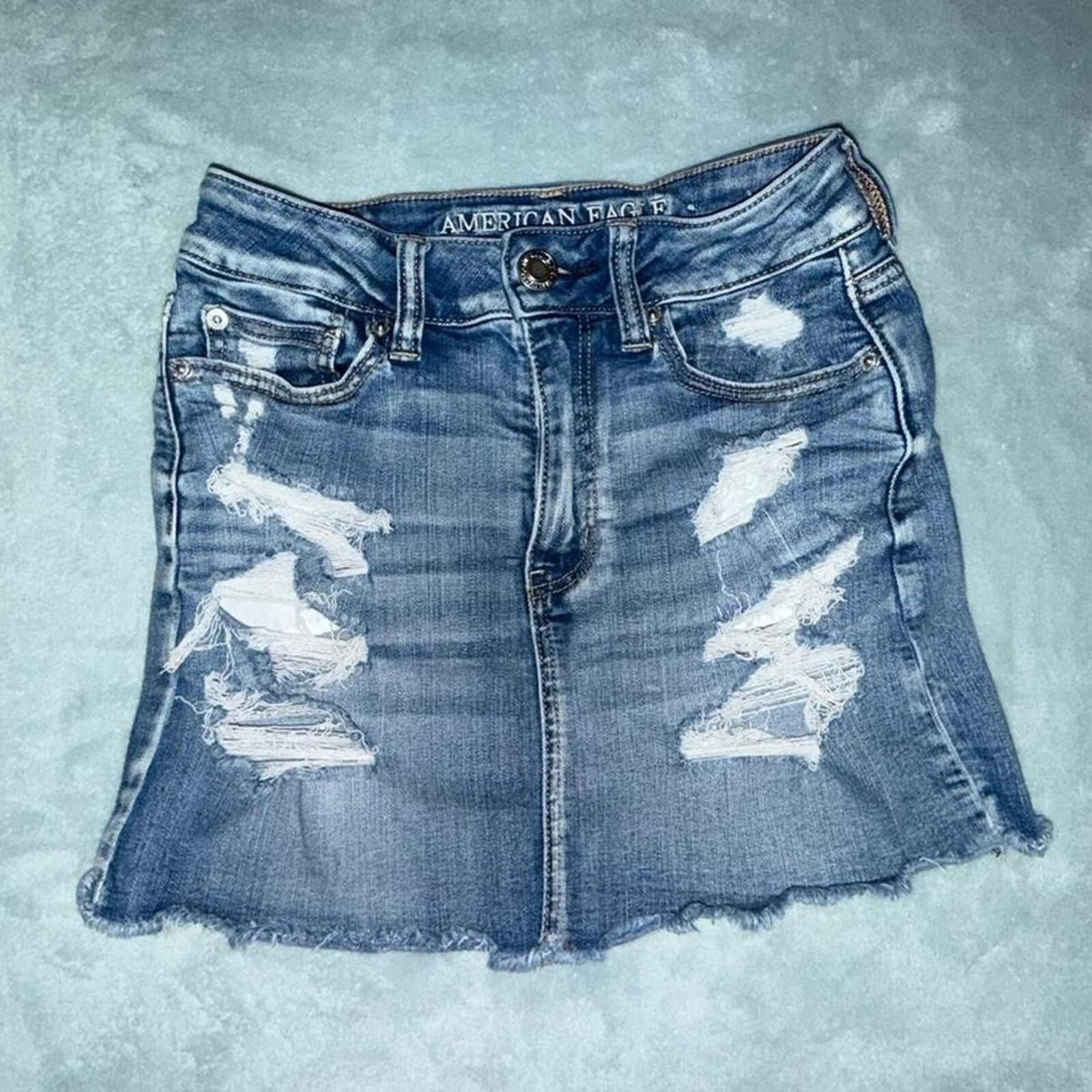 American Eagle Outfitters American Eagle Denim Mini Skirt Size 26" / US 2 / IT 38 - 1 Thumbnail