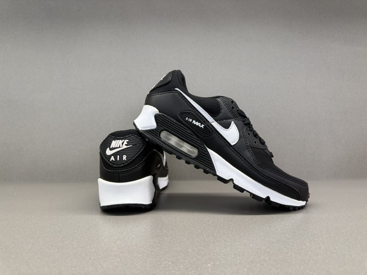 Nike Nike Air Max 90 Black White Women’s Size US 6 / IT 36 - 7 Thumbnail