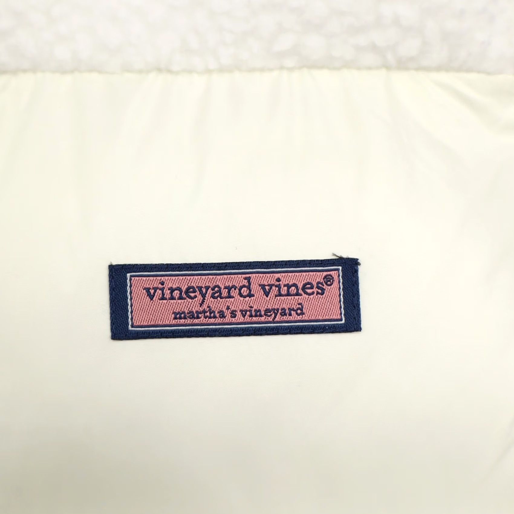 Vineyard Vines Vineyard Vines Vest Quilted Sherpa Puffer Zip L Beige Women's Vest Quilted Zip Full Zip Pockets Casual Outerwear L Size L / US 10 / IT 46 - 5 Thumbnail