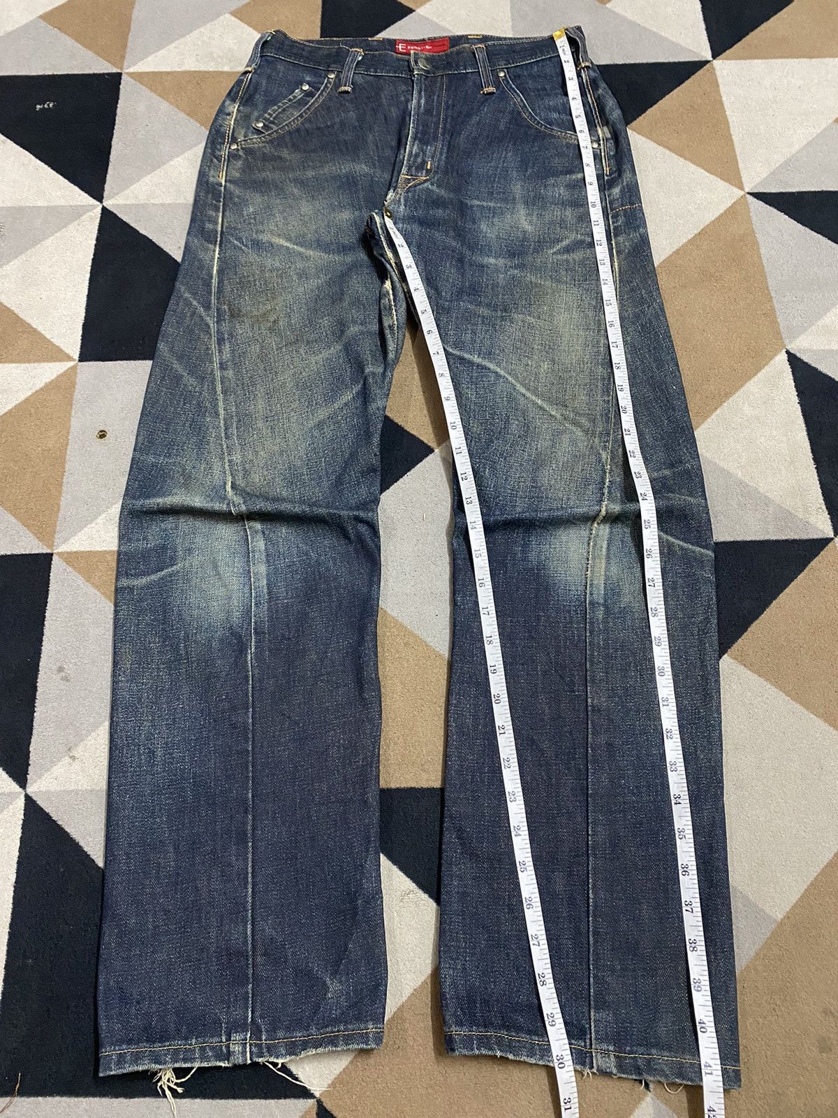 Edwin Edwin Japanese denim jeans with a unique, distressed jeans Size US 29 - 18 Thumbnail
