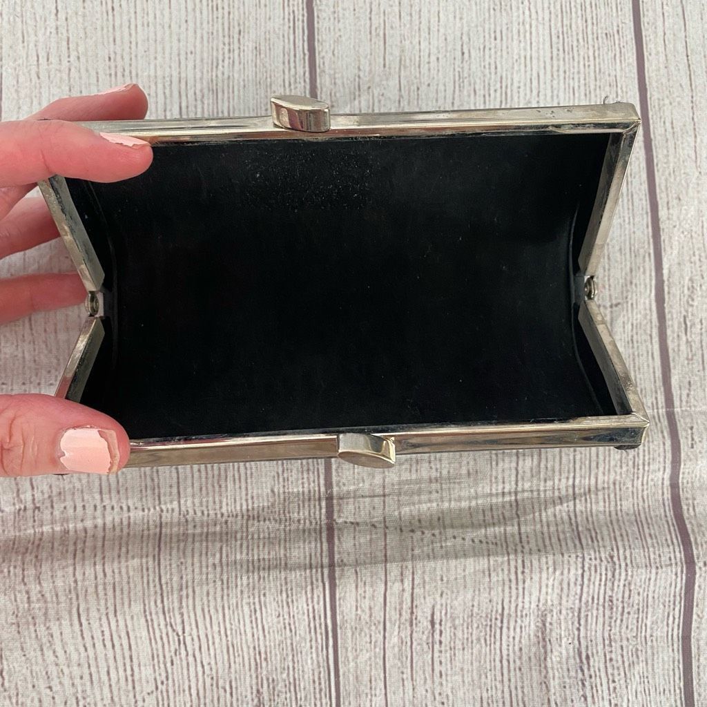 Other Clutch snake print with latch close top clutch 6”x3” black & Size ONE SIZE - 7 Thumbnail