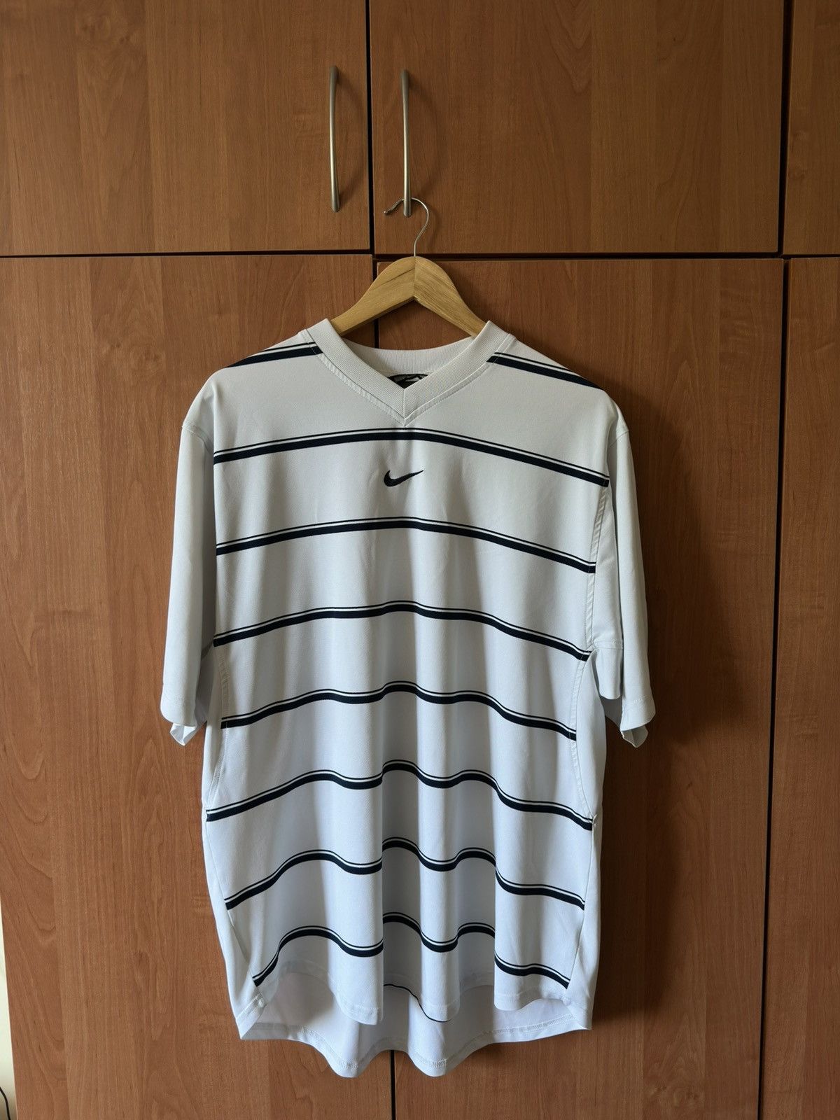 Vintage T-shirt Nike vintage centre logo Size US XL / EU 56 / 4 - 1 Thumbnail