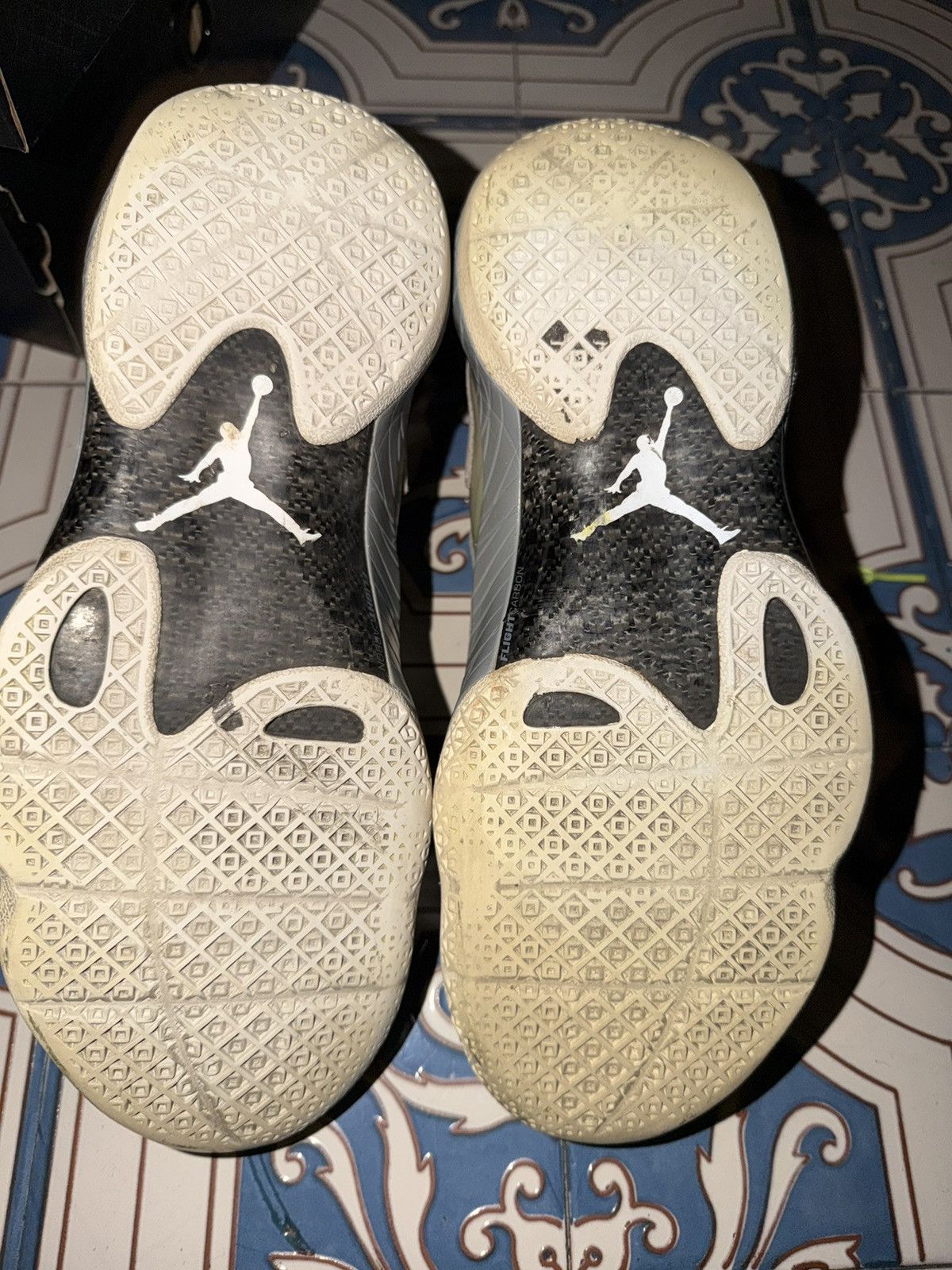 Jordan Brand Jordan 2012 Wolf Grey Size US 9 / EU 42 - 12 Thumbnail