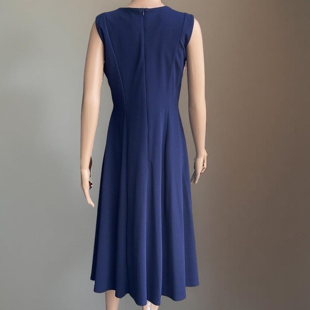 NBDN Nobrandedon Elegant Navy Blue Sleeveless Dress Size M / US 6-8 / IT 42-44 - 2 Thumbnail