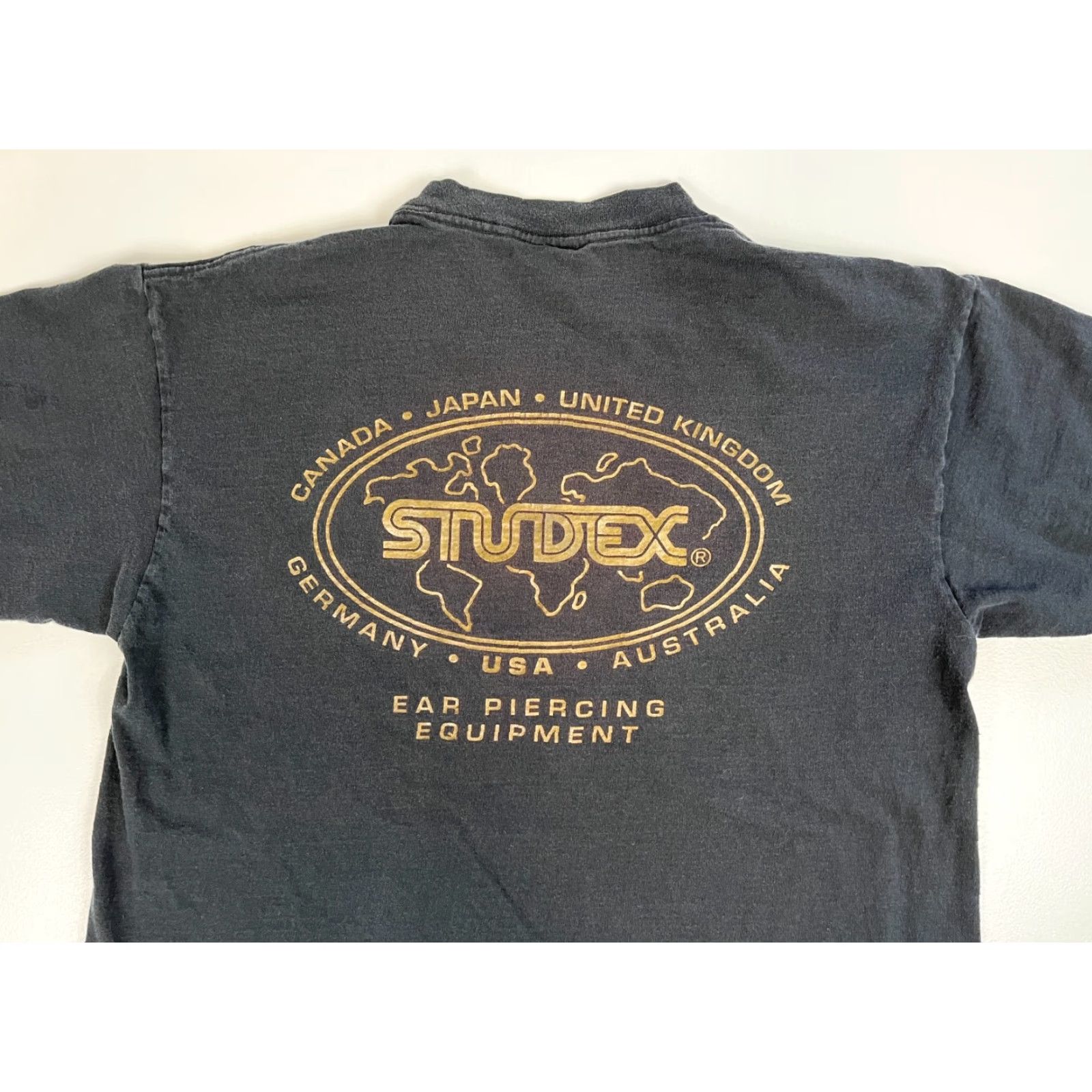 Lee VINTAGE Lee Shirt Mens 90s Black Cotton 1992 Florida Studex Ear Piercing Equipment T-Shirt Made in USA Sz L Size US L / EU 52-54 / 3 - 4 Thumbnail
