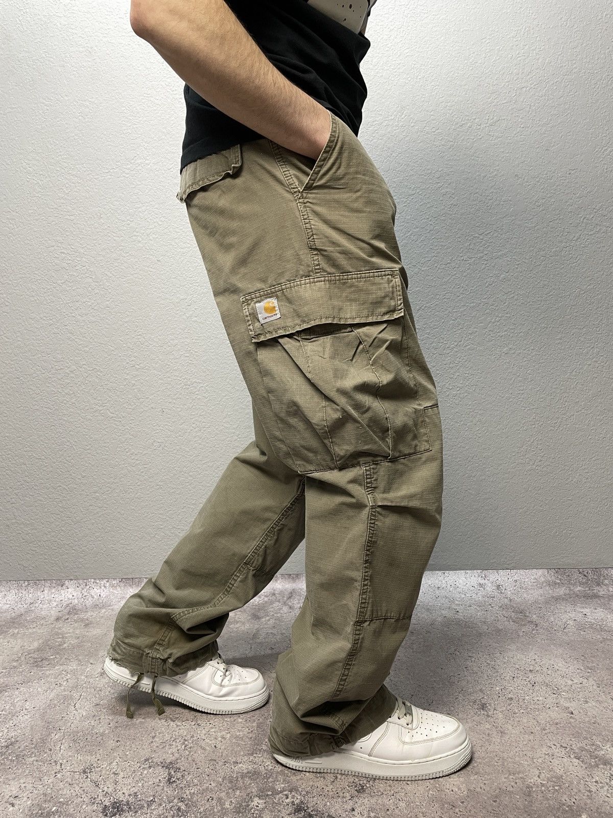 carhartt cargo pants baggy