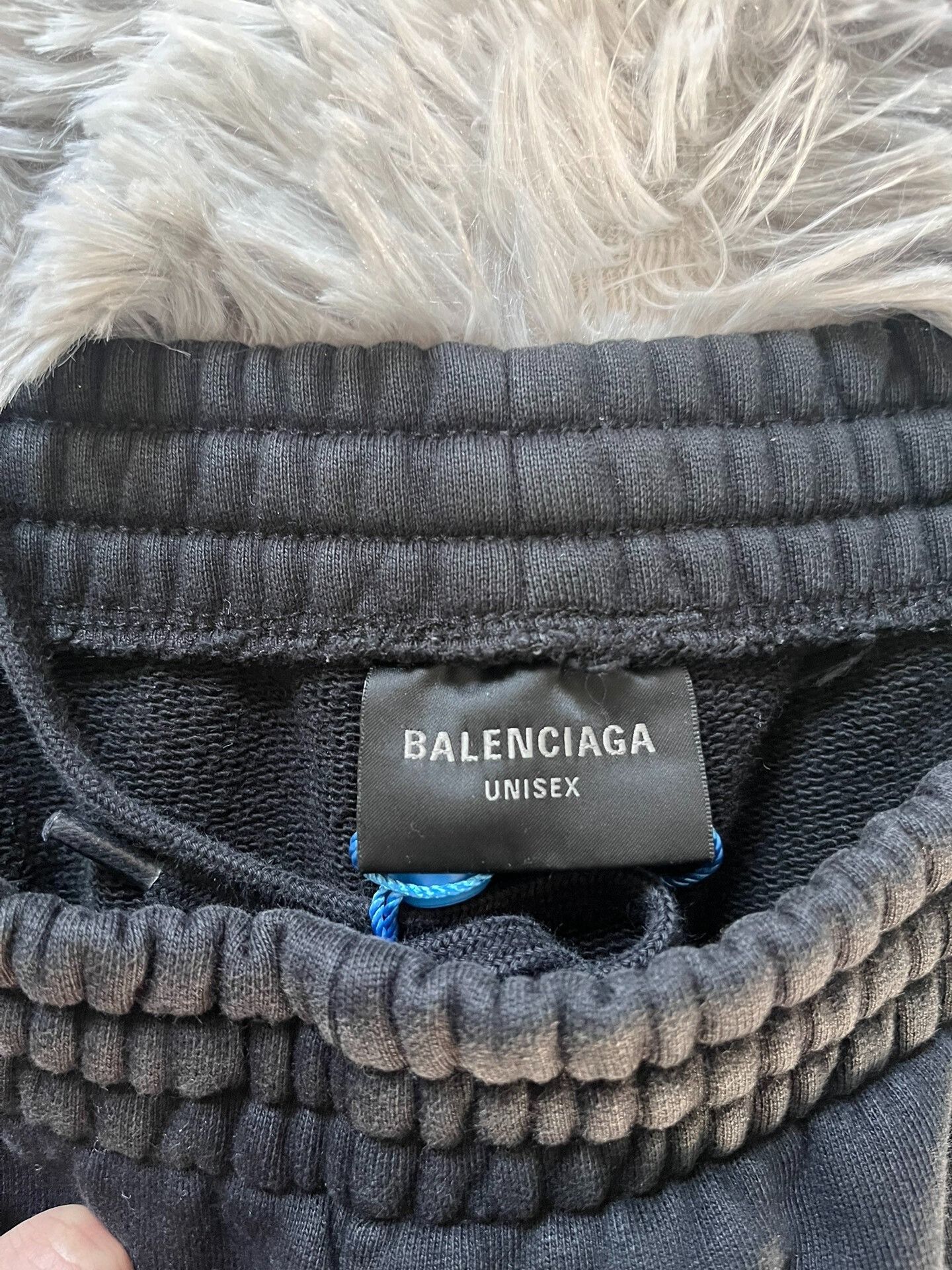 Balenciaga balenciaga black embroidered sweatpants Size US 26 / EU 42 - 3 Thumbnail