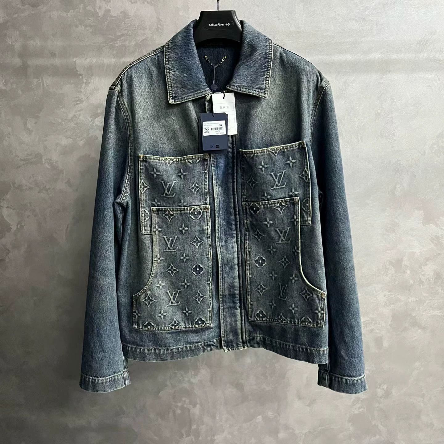 Louis Vuitton louis vuitton blue logo long sleeve denim jacket Size US L / EU 52-54 / 3 - 1 Thumbnail