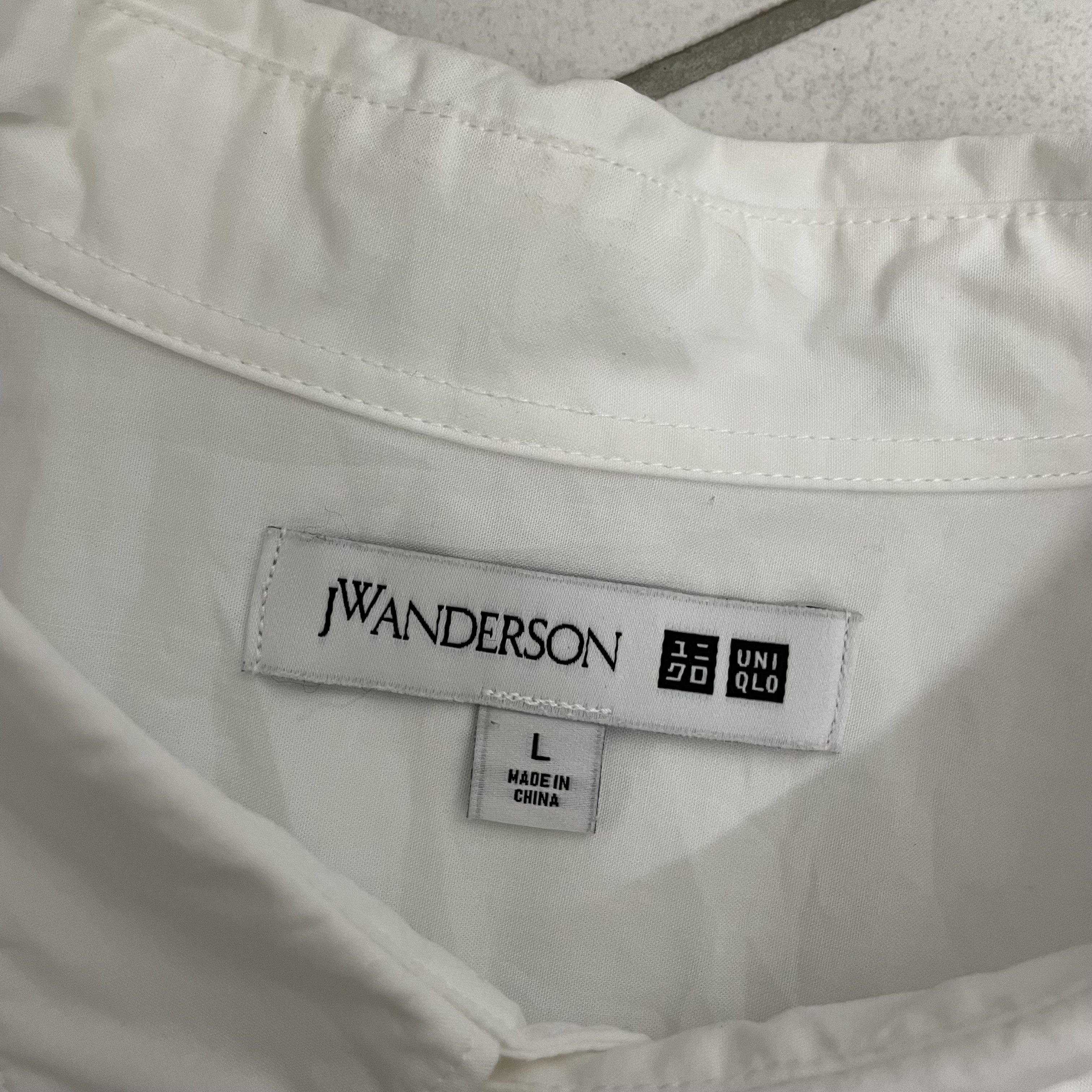 JW Anderson × Japanese Brand × Uniqlo ⭐️SALE⭐️ [L] JW ANDERSON UNIQLO SHIRT Size US L / EU 52-54 / 3 - 5 Thumbnail