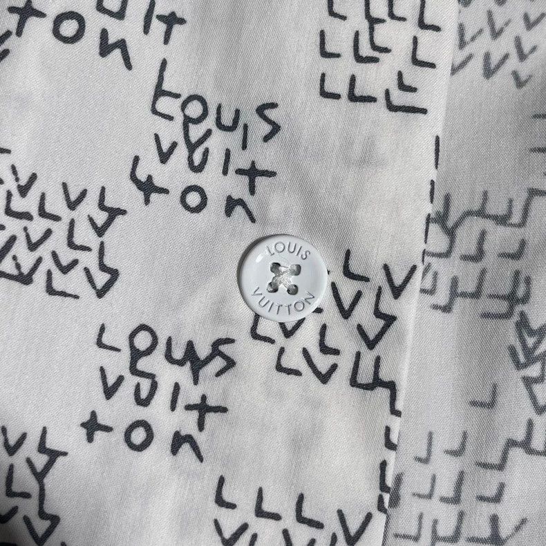 Louis Vuitton Louis Vuitton Full print shirt 2503-Nextarrow Size US M / EU 48-50 / 2 - 5 Thumbnail