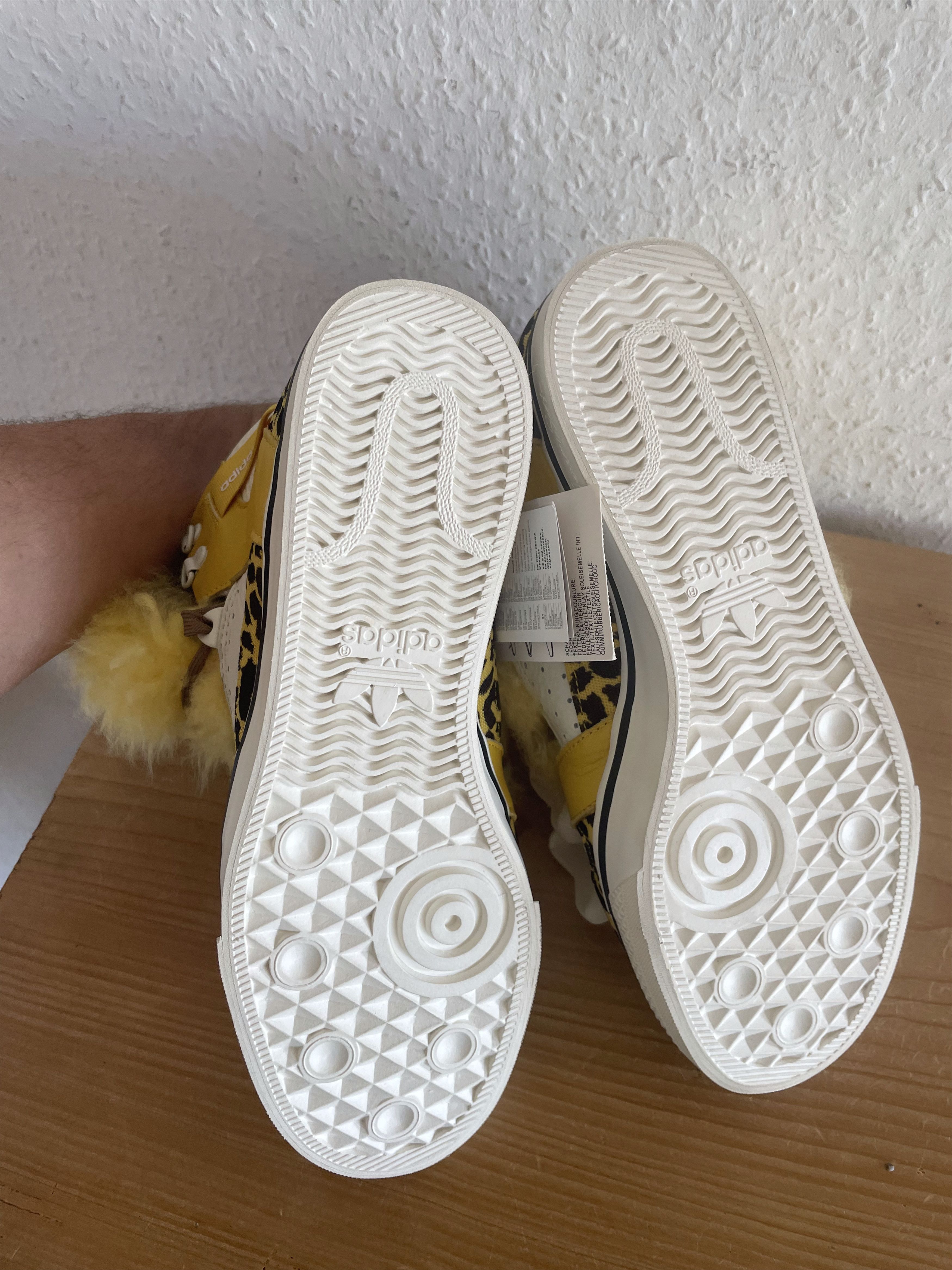 Adidas × Jeremy Scott JS Bones Fur Sneakers Size US 7.5 / EU 40-41 - 12 Thumbnail