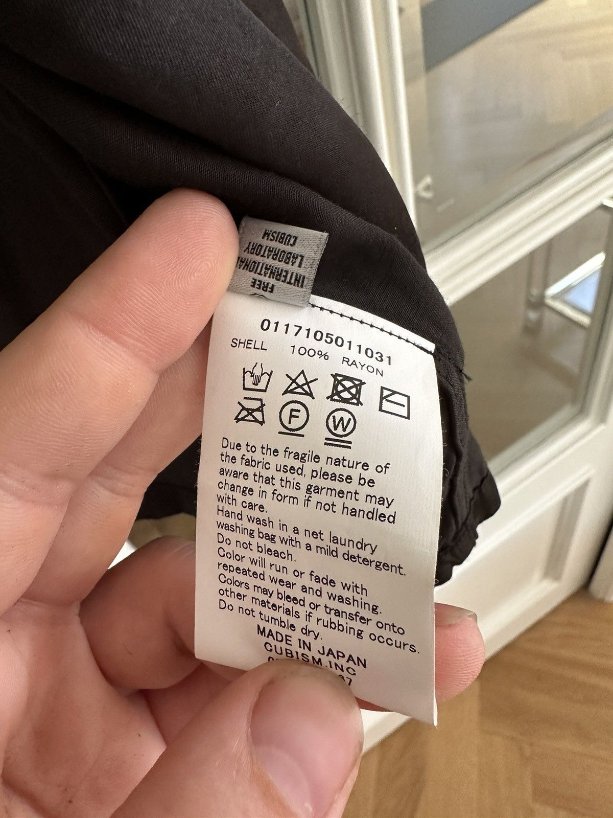 Visvim Rare Visvim Black Silk Fil / Peerless SS shirt Size US M / EU 48-50 / 2 - 9 Thumbnail