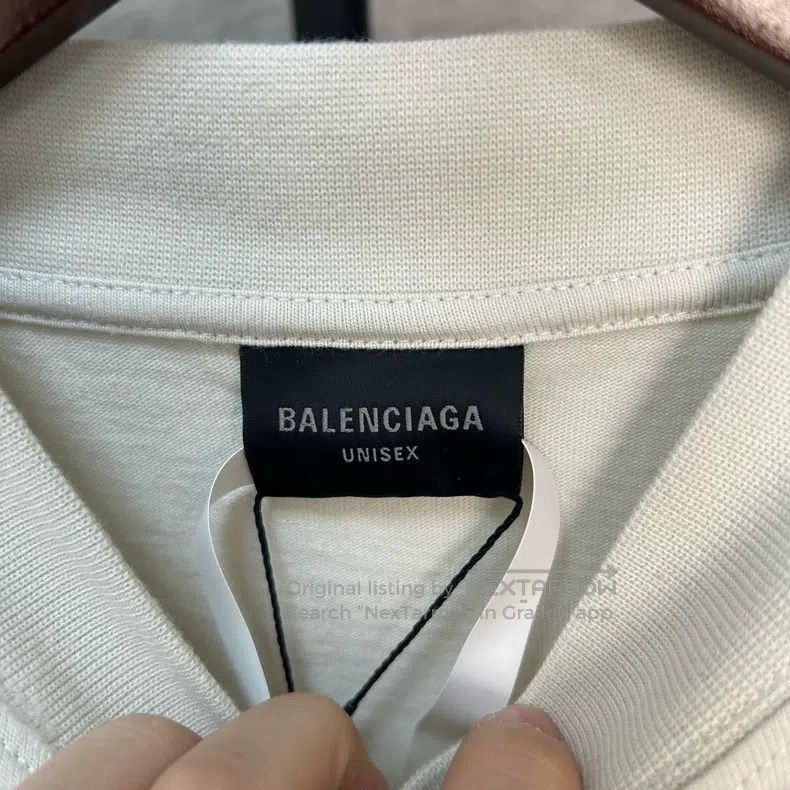 Balenciaga Balenciaga Different Apple Embroidered Logo Beige Short Sl Size US S / EU 44-46 / 1 - 3 Thumbnail