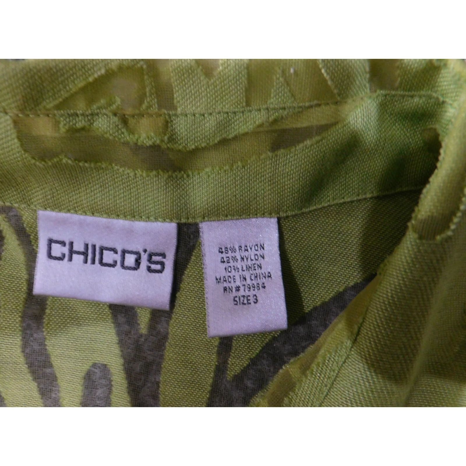 Vintage Chicos Blouse Womens 3 Green Button Front Sheer Floral Leaf Print Rayon Linen Size XS / US 0-2 / IT 36-38 - 6 Thumbnail