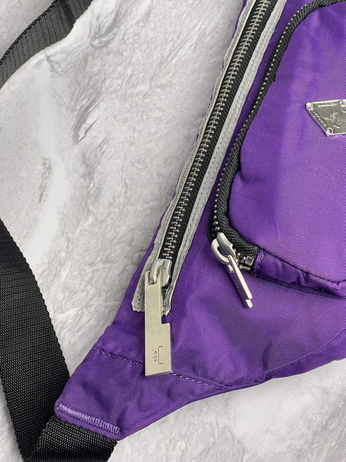 A-COLD-WALL* A-COLD-WALL* Logo Plaque Purple Crossbody Bag Size ONE SIZE - 8 Thumbnail