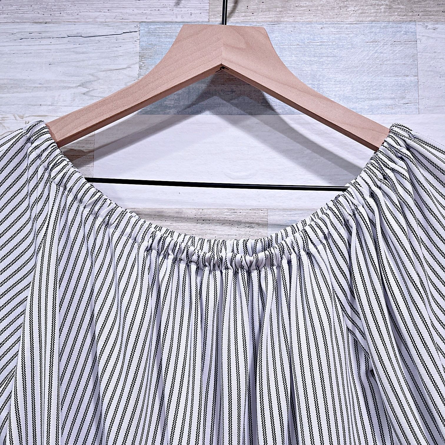 Loft LOFT Zig Zag Striped Off The Shoulder Top Womens XSP Size XS / US 0-2 / IT 36-38 - 2 Thumbnail
