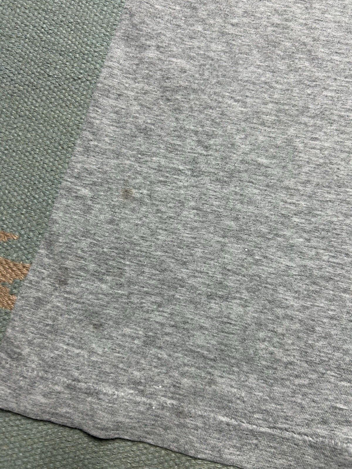 Vintage Vtg 90s pocket t shirt blank heather gray soft worn thin M/L Size US M / EU 48-50 / 2 - 2 Thumbnail
