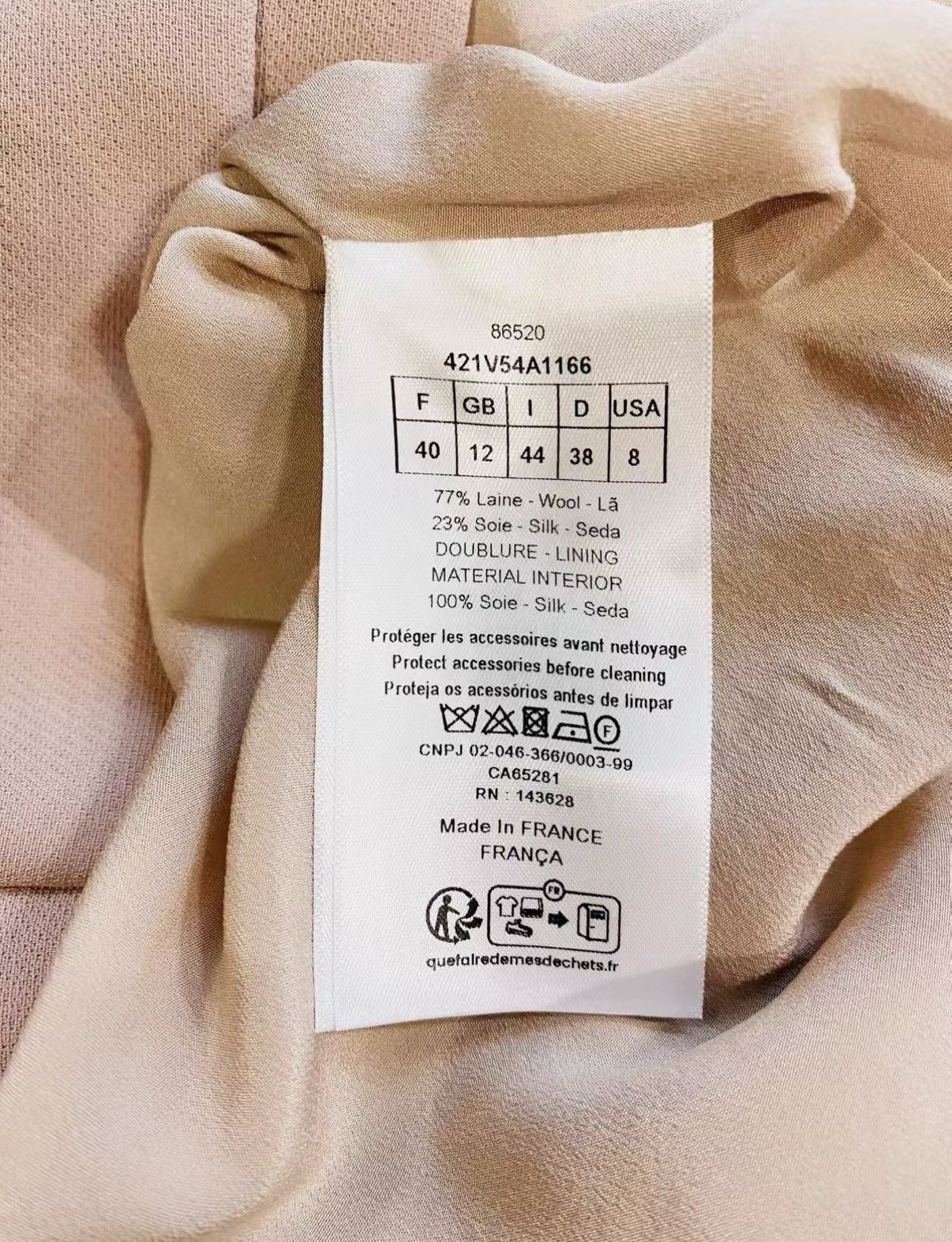 Dior Dior Classic Pink Crew Neck Top with Pearl Buttons J33 Size S / US 4 / IT 40 - 5 Thumbnail