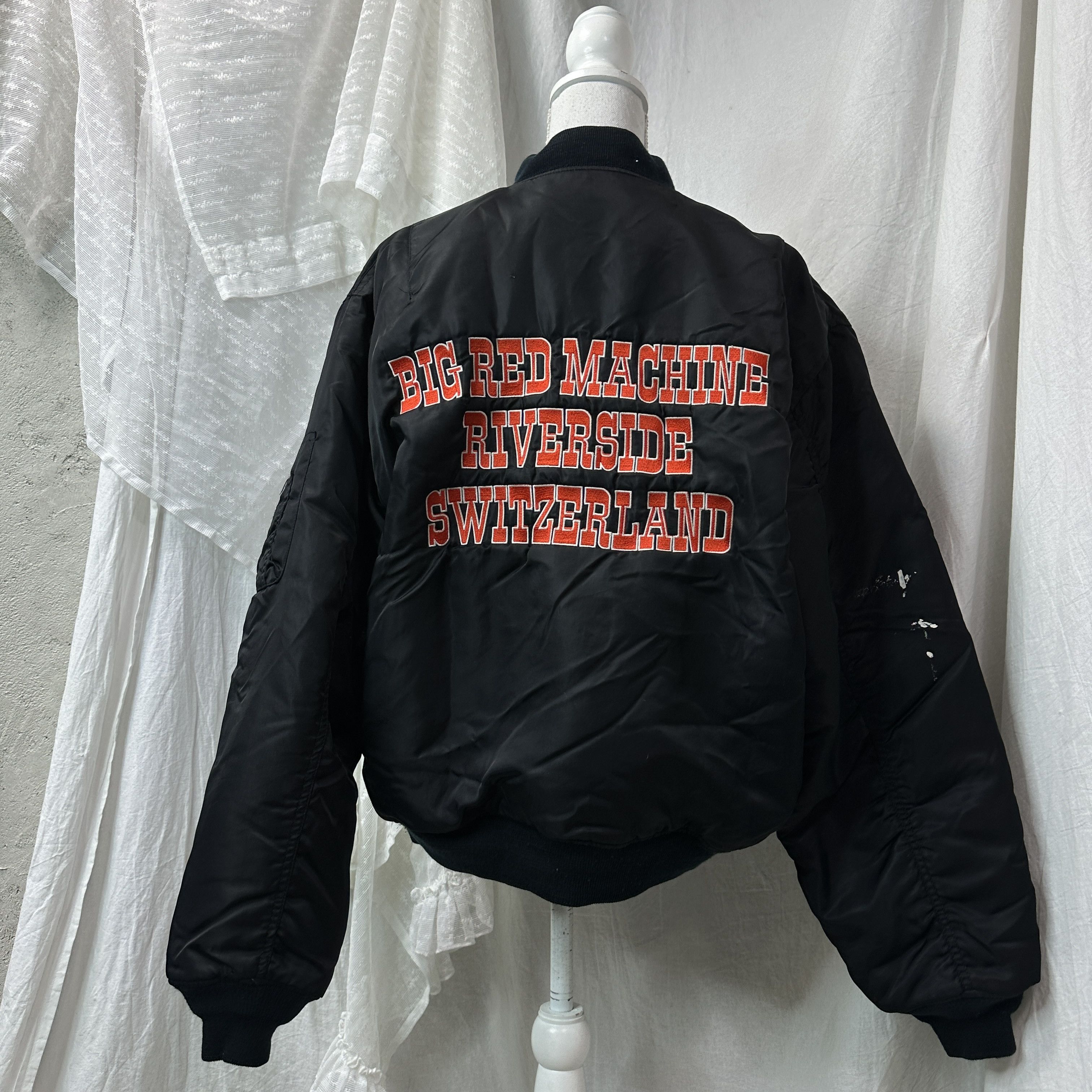 Vintage Vintage Reversible Big Red Machine MA-1 Bomber Jacket Y2K Size US L / EU 52-54 / 3 - 7 Thumbnail