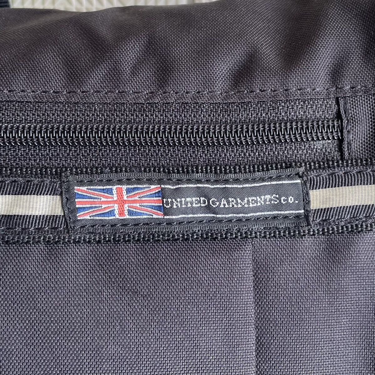 Japanese Brand × Punk and Yo 🔥 RARE STREET FASHION UNITED GARMENTS MESSENGER BAG Size ONE SIZE - 9 Thumbnail
