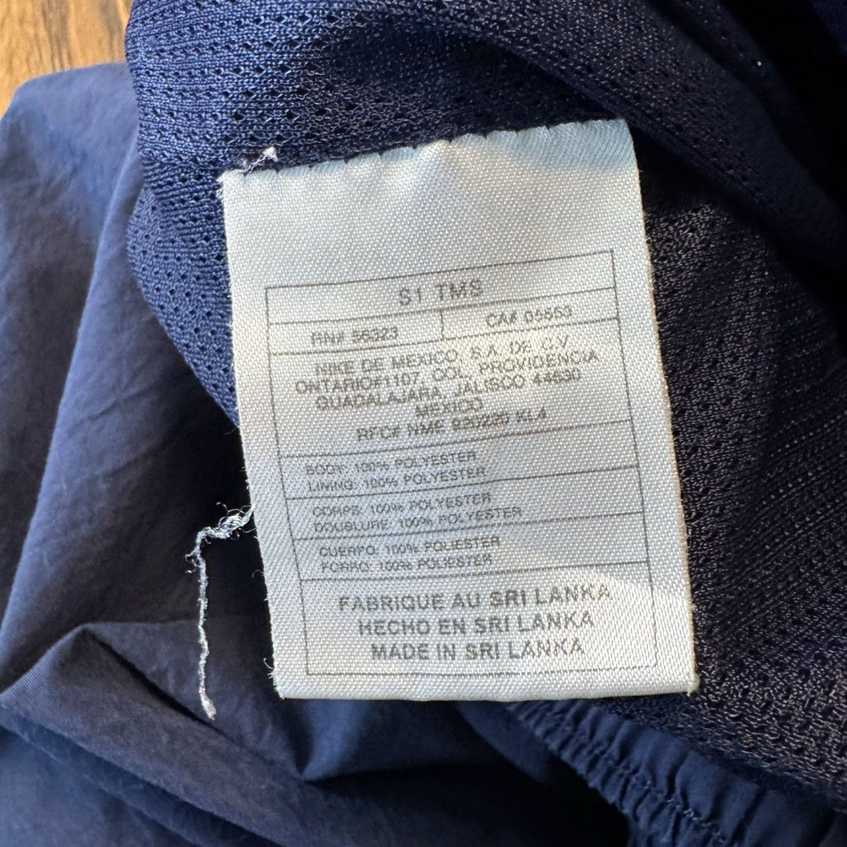 Nike VINTAGE Nike Lined Track Pants Mens Medium Ankle Zip Blue Sports Logo 90s Size US 31 - 7 Thumbnail