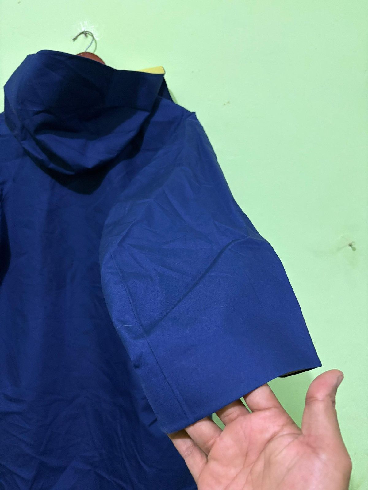 Marni Marni X Uniqlo Rain Coat Jacket Hooded Design Size US L / EU 52-54 / 3 - 9 Thumbnail