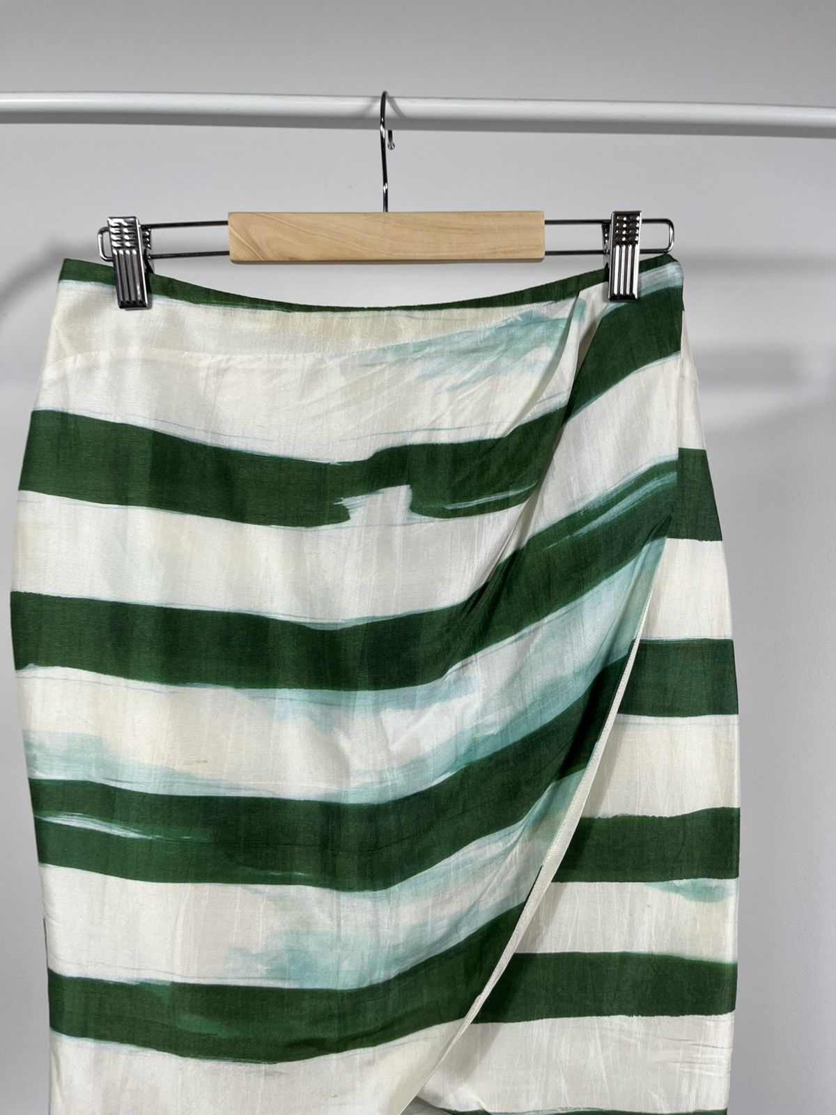 Emporio Armani Emporio Armani Women’s Green White Striped Skirt IT 40 Size 27" / US 4 / IT 40 - 2 Thumbnail