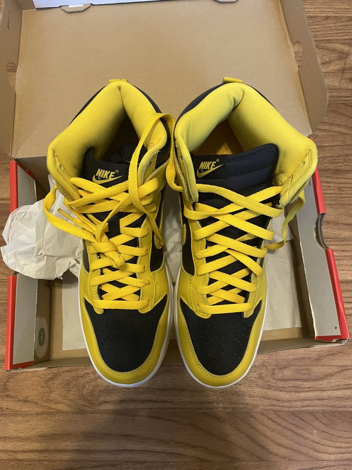 Nike Nike Dunk High SP “Black / Varsity Maize” (Iowa) Size US 10 / EU 43 - 3 Thumbnail