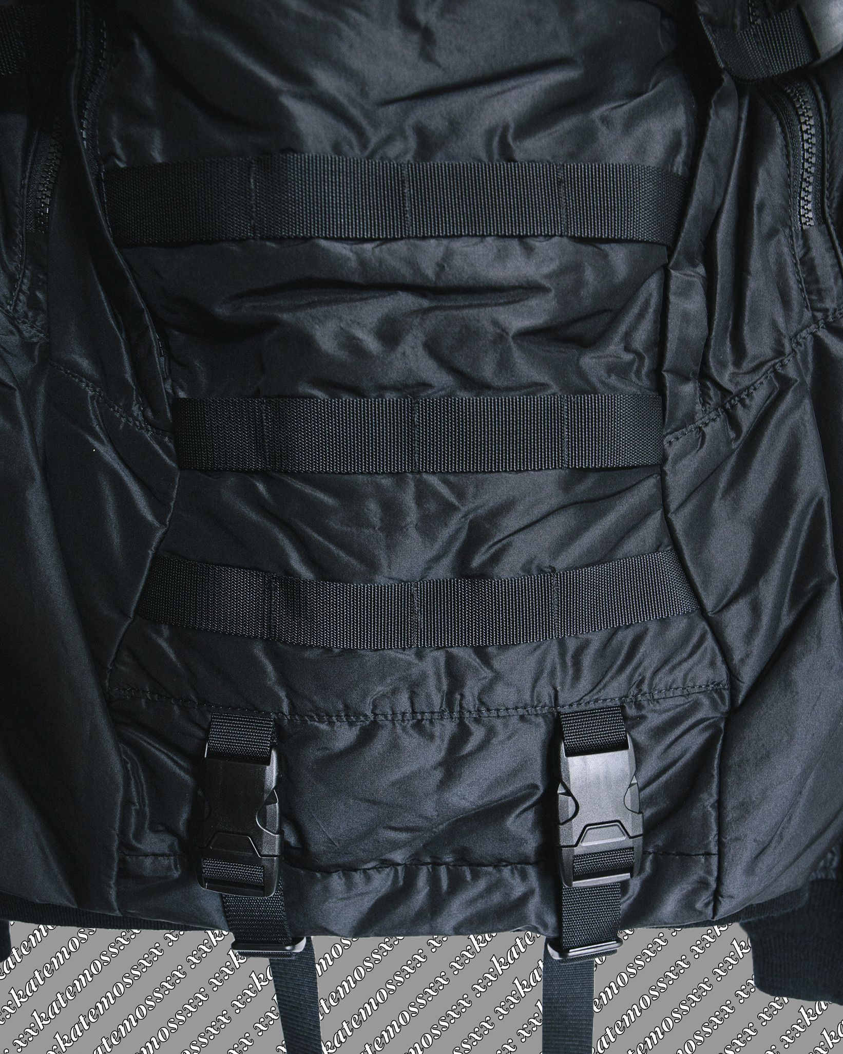 Jun Takahashi × Undercover Undercover SS16 Runway Backpack Bomber Jacket Size L / US 10 / IT 46 - 11 Thumbnail