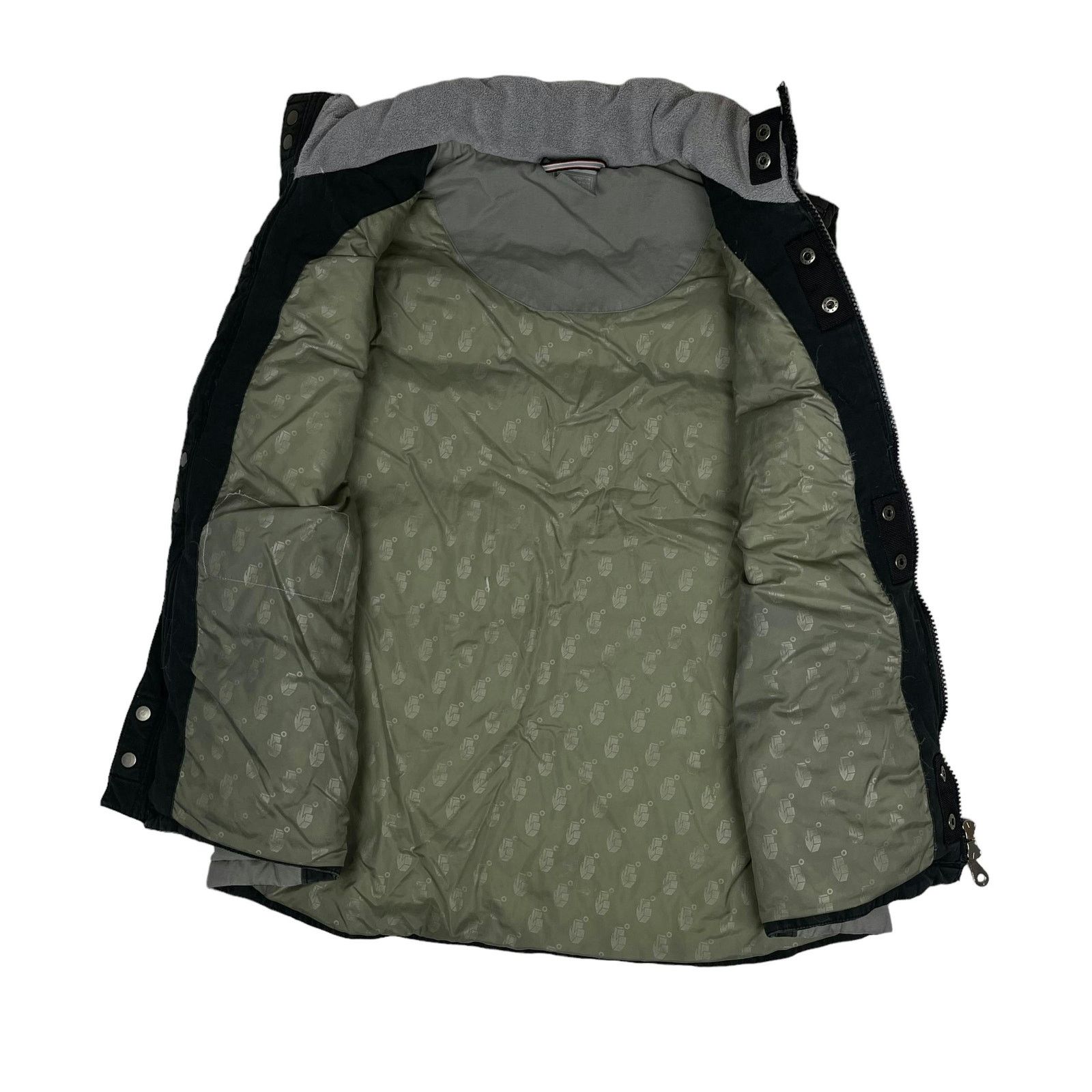 Nike × Vintage Nike Womens Black Gray Gilet Embroidered Swoosh Down Vest XL Size XL / US 12-14 / IT 48-50 - 10 Thumbnail