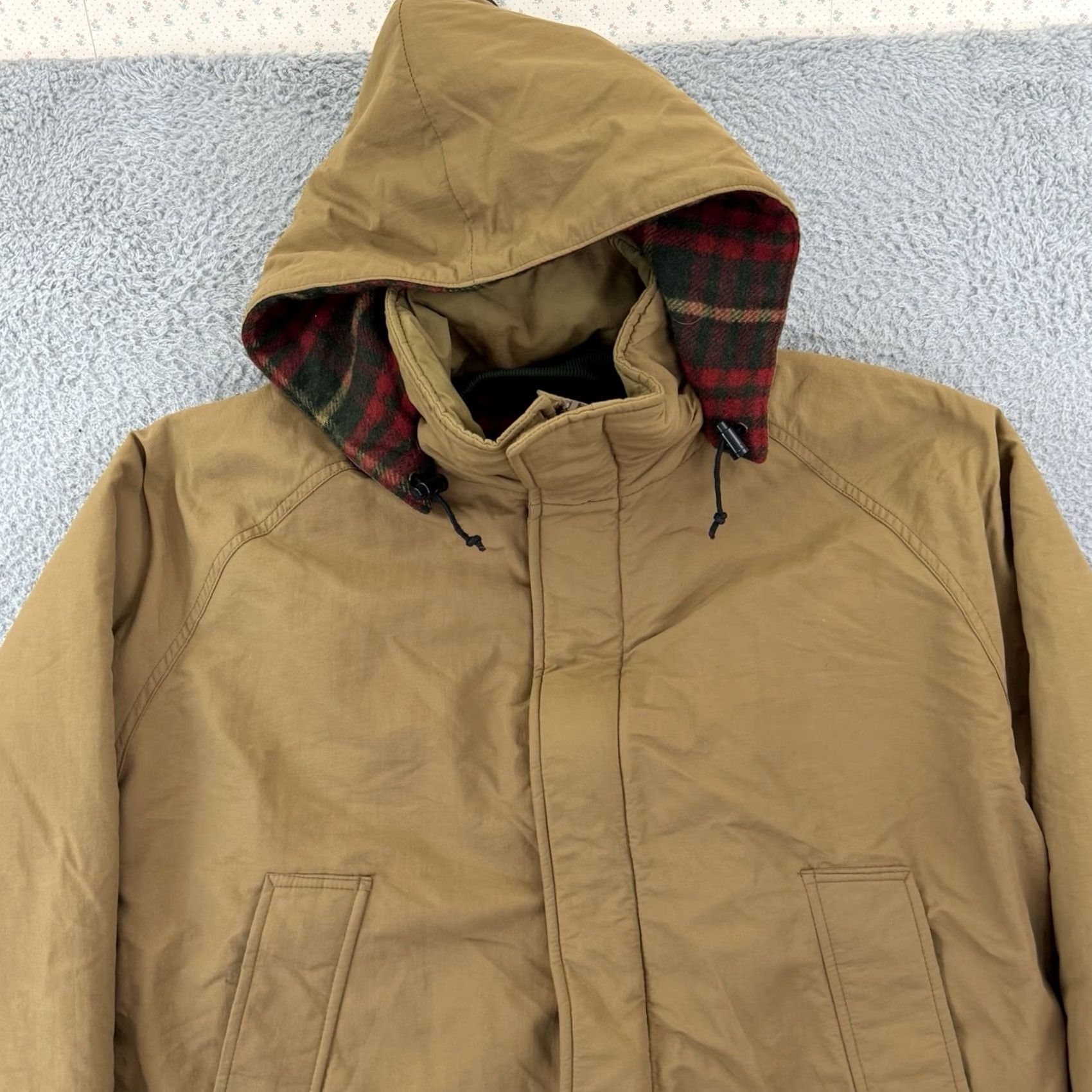 Vintage VINTAGE Woolrich Jacket Mens M Parka Long Wool Lined Hooded Beige 80s 90s Chore Padded Workwear USA Woolen Mills Regular Mens Size US M / EU 48-50 / 2 - 2 Thumbnail