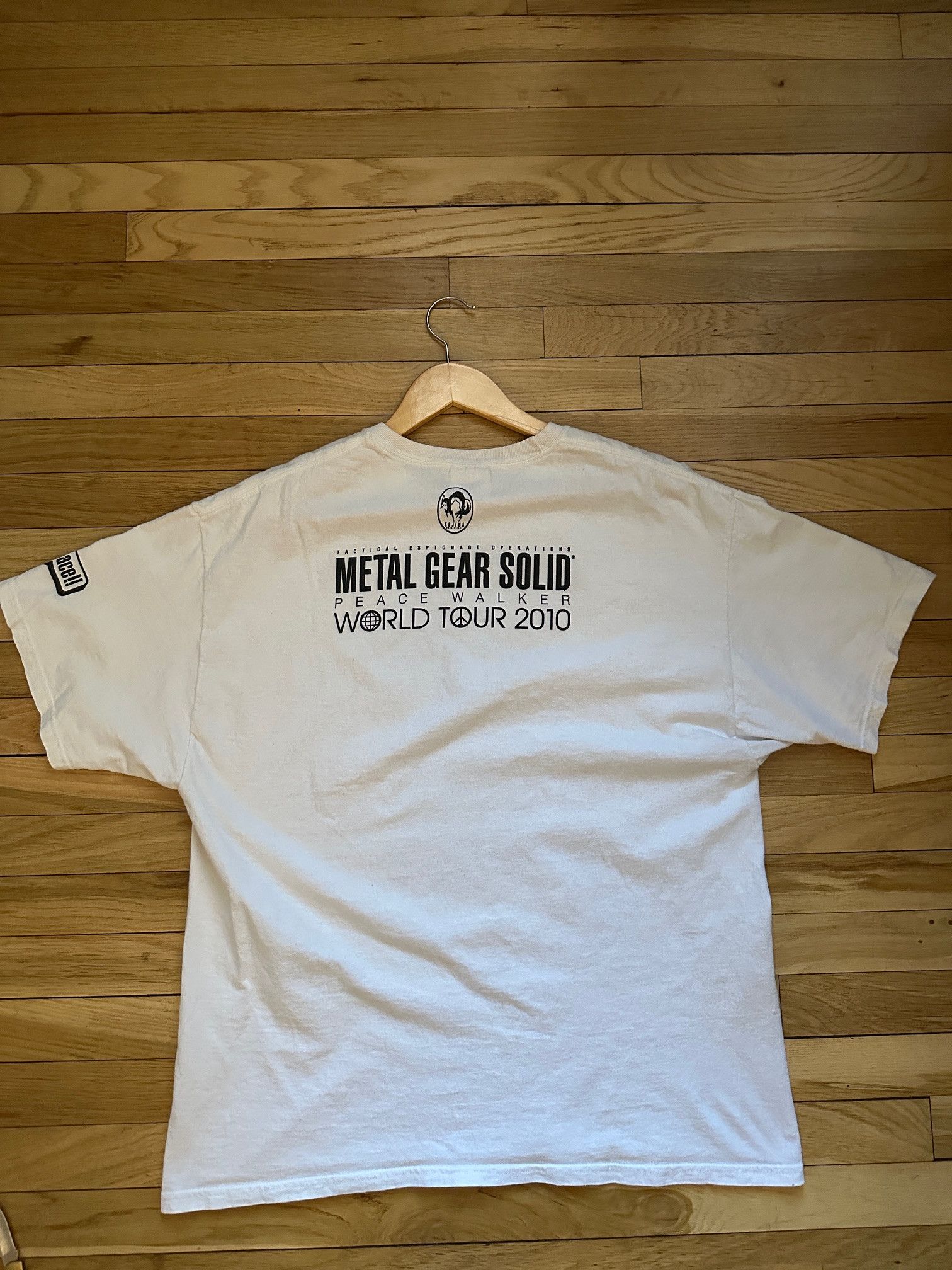 Vintage Vintage Metal Gear Solid Peace Walker World Tour T-Shirt XL Size US XL / EU 56 / 4 - 9 Thumbnail