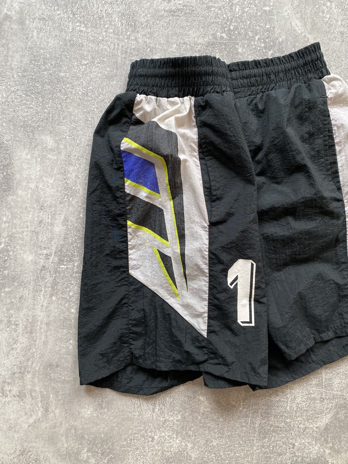 Adidas × Vintage Rare Vintage Adidas Nylon Shorts Size US 32 / EU 48 - 5 Thumbnail