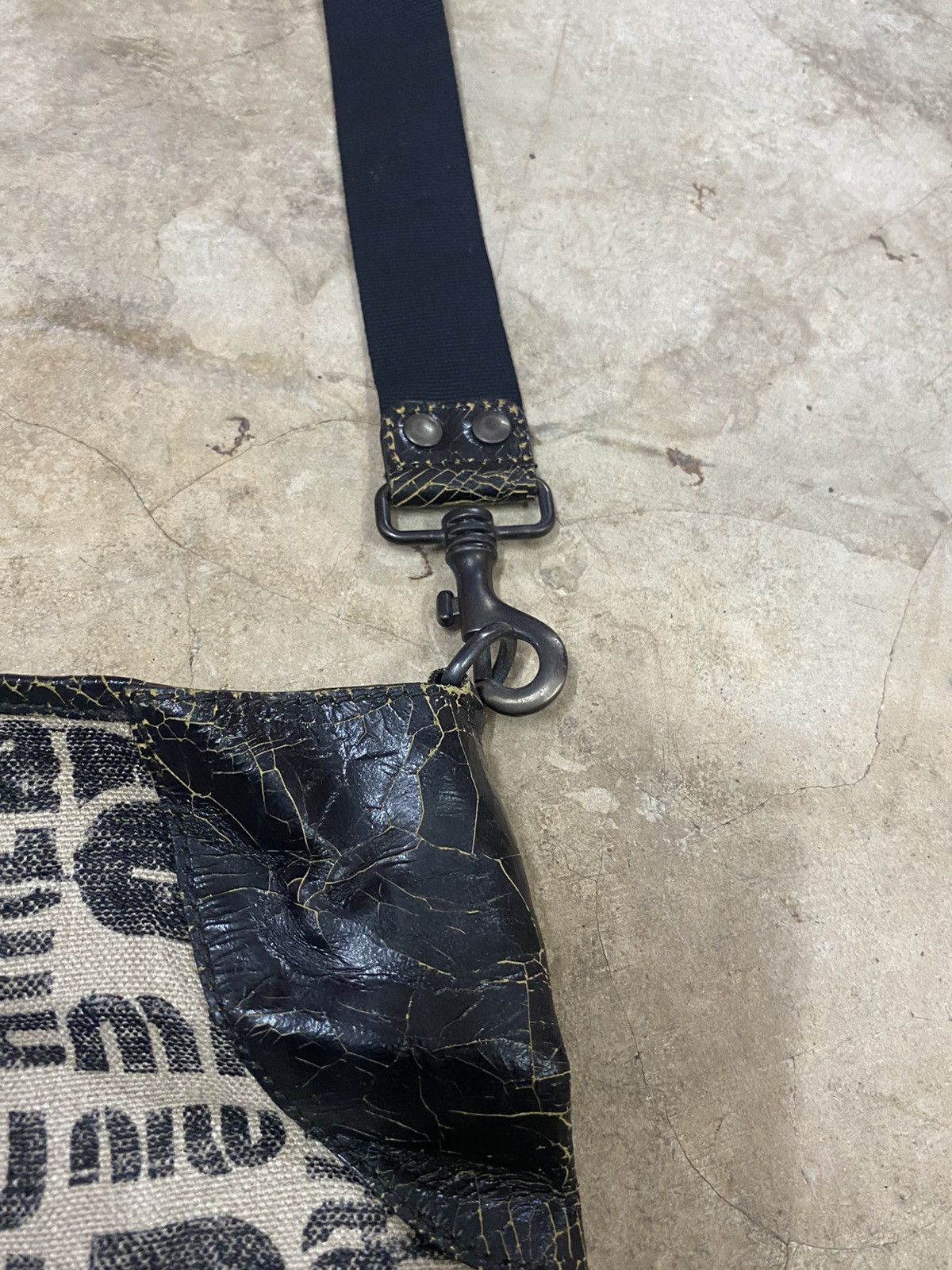 Miu Miu MIU MIU TWIGGY WHITE AND BLACK LOGO PRINT CROSSBODY BAG Size ONE SIZE - 4 Thumbnail
